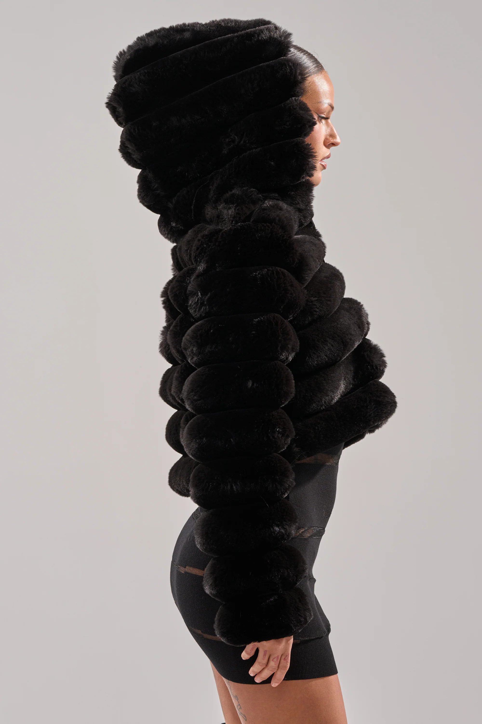 POPCORN FAUX FUR IN BLACK - Image 5