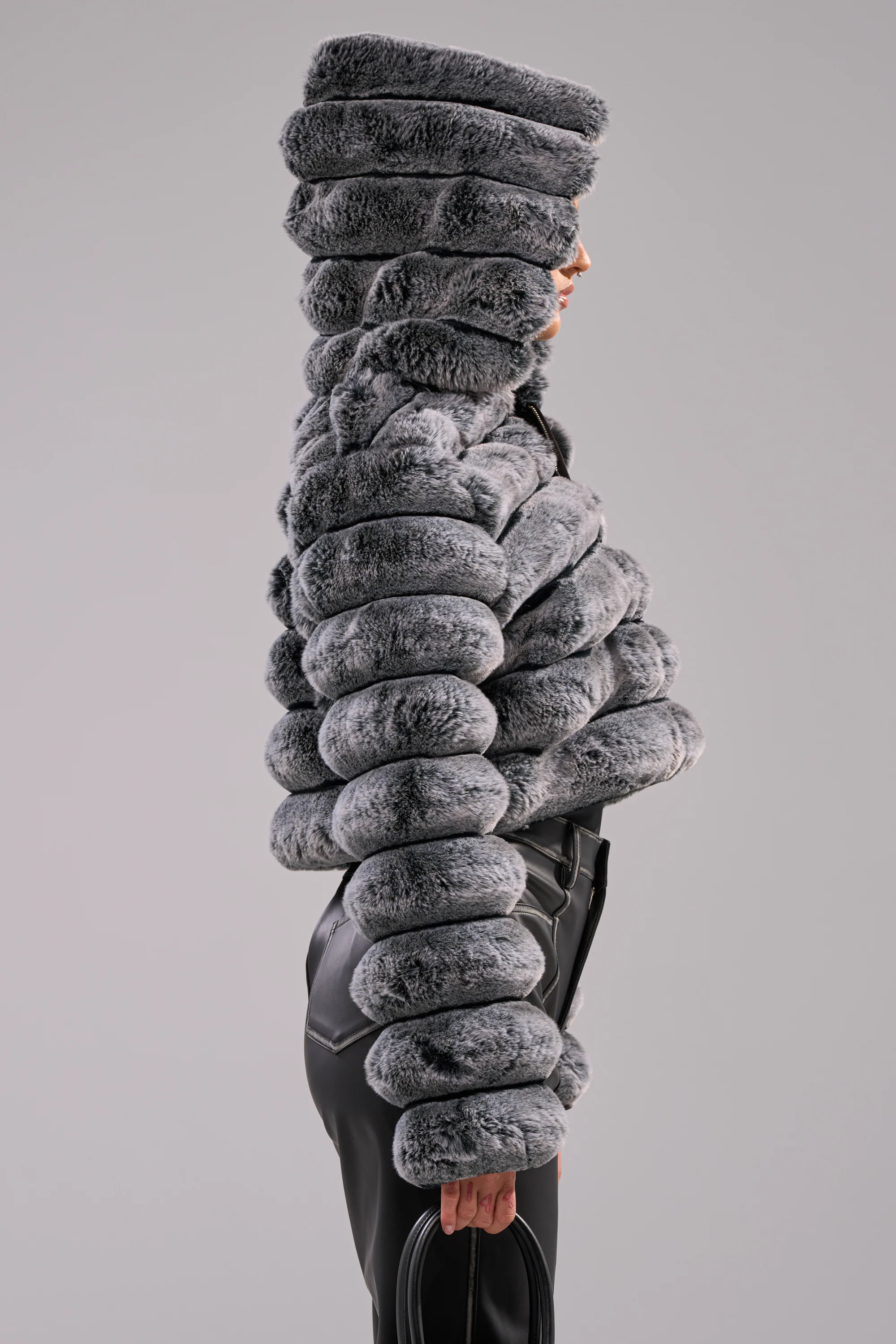 POPCORN FAUX FUR IN GREY - Image 6