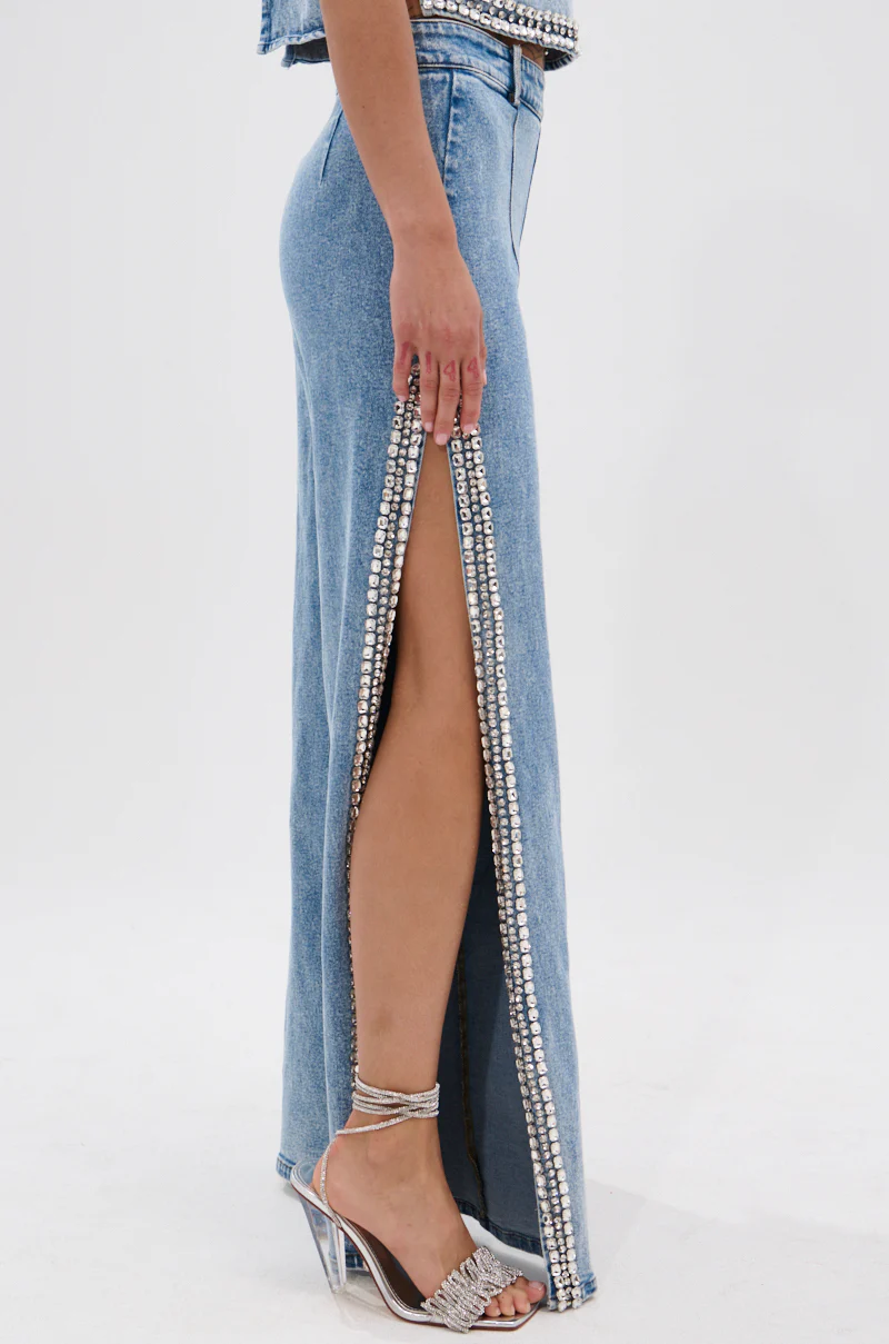 POPPING OUT RHINESTONE DENIM PANT - Image 4