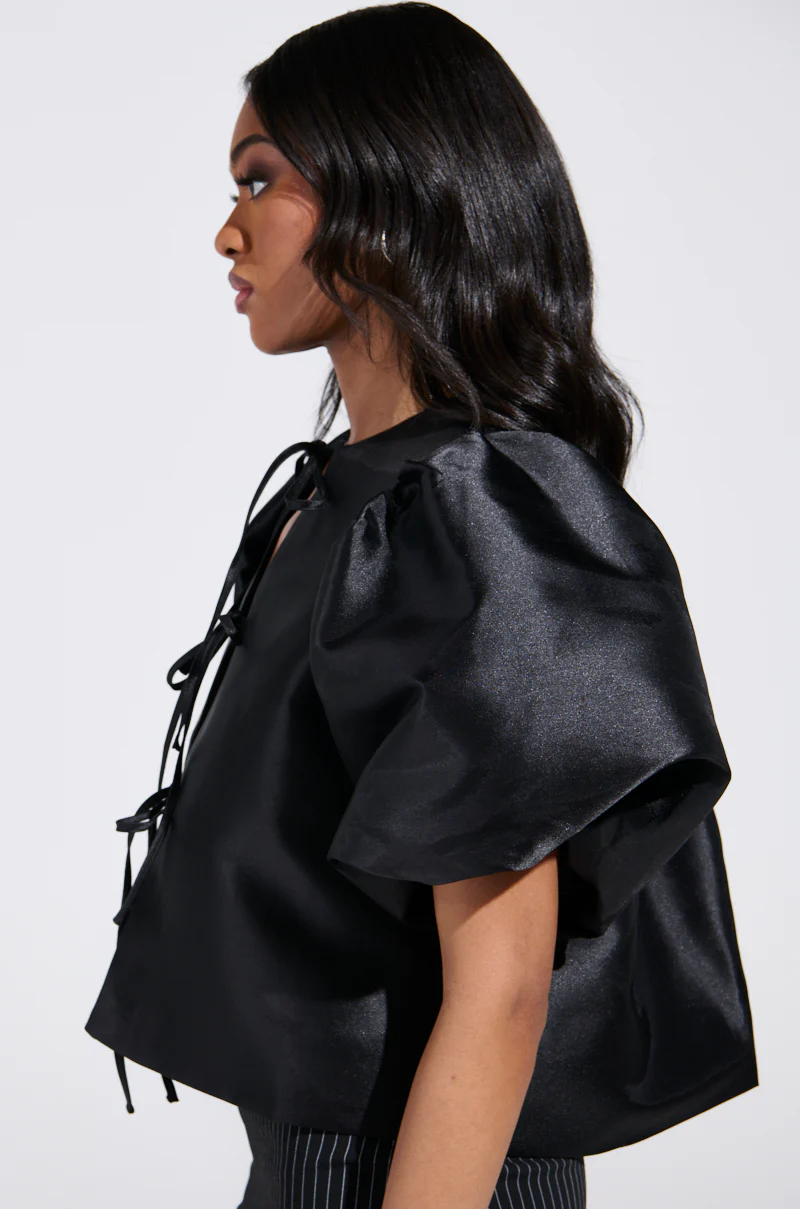 PRAIRIE CHIC CROPPED TIE FRONT BLOUSE - Image 3