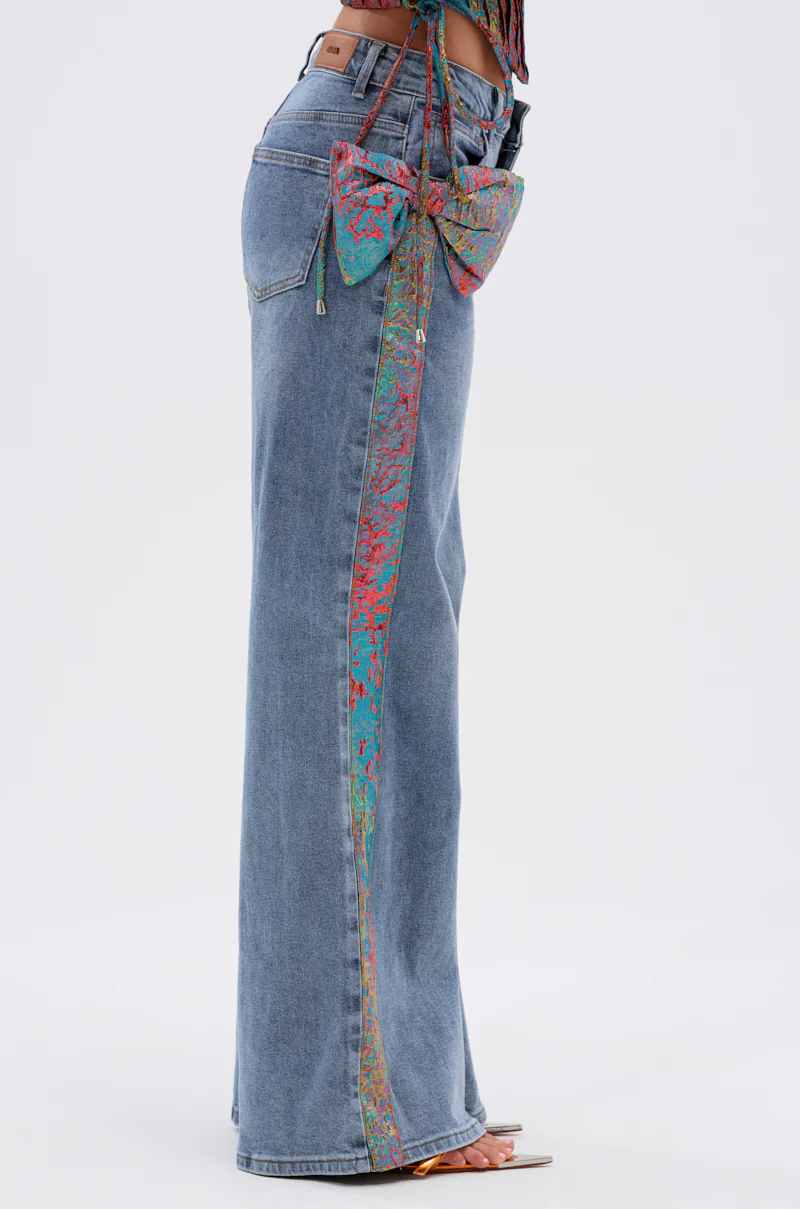 PRETTY GIRL PROBLEMS DENIM WITH BOW - Image 5
