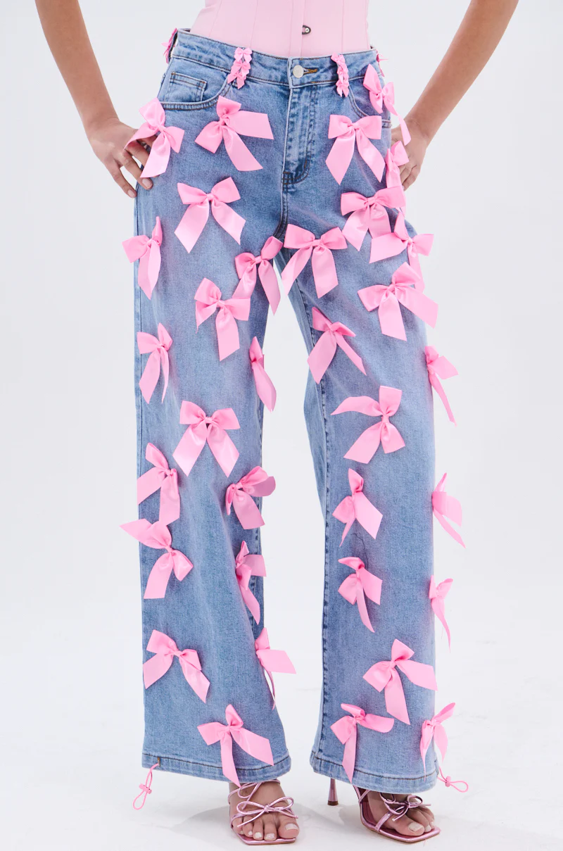 PRETTY IN PINK BOW DETAIL DENIM JEANS - Image 3
