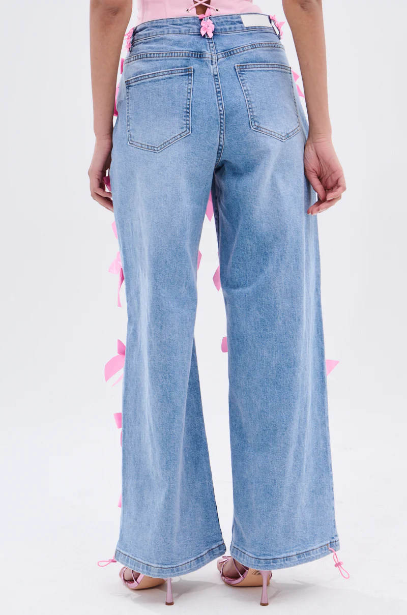 PRETTY IN PINK BOW DETAIL DENIM JEANS - Image 5