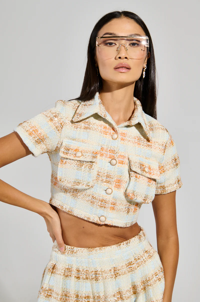 PRETTY LADY BUTTON DOWN TOP - Image 4