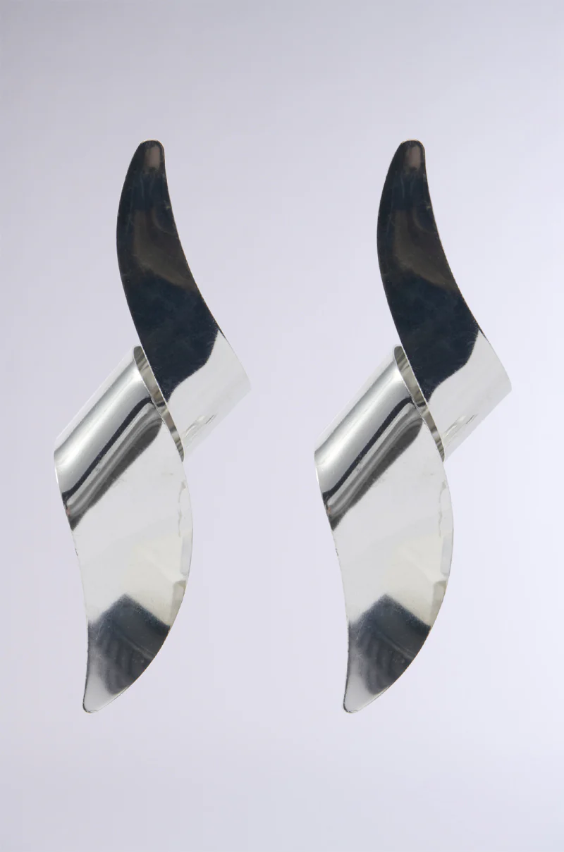 PULL UP EARRING - Image 2