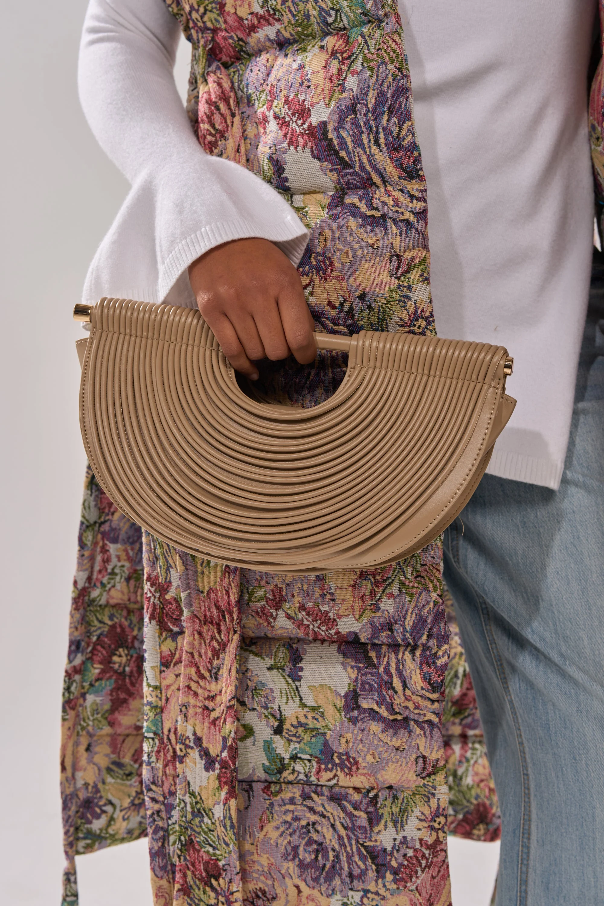 CRESCENT CARRY-ALL PURSE - Image 3