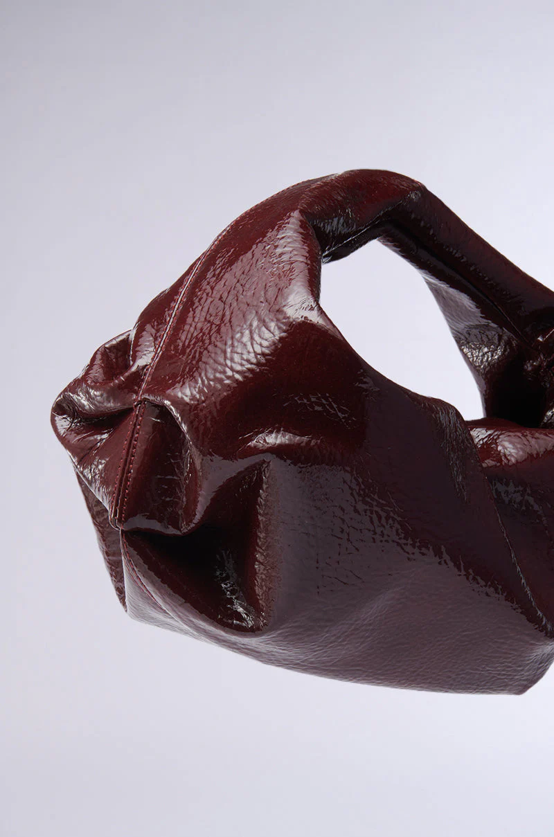 LEATHER LOVIN' PU PURSE IN BURGUNDY - Image 4