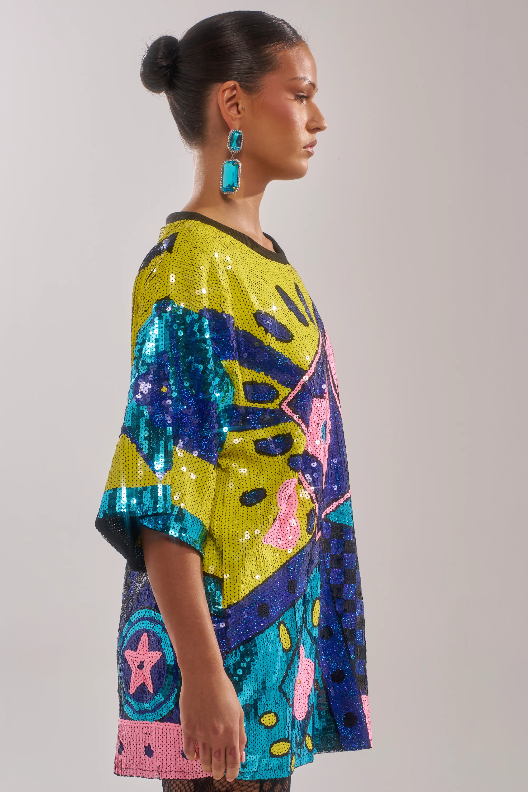 QUEEN OF HEARTS SEQUIN TSHIRT DRESS - Image 3