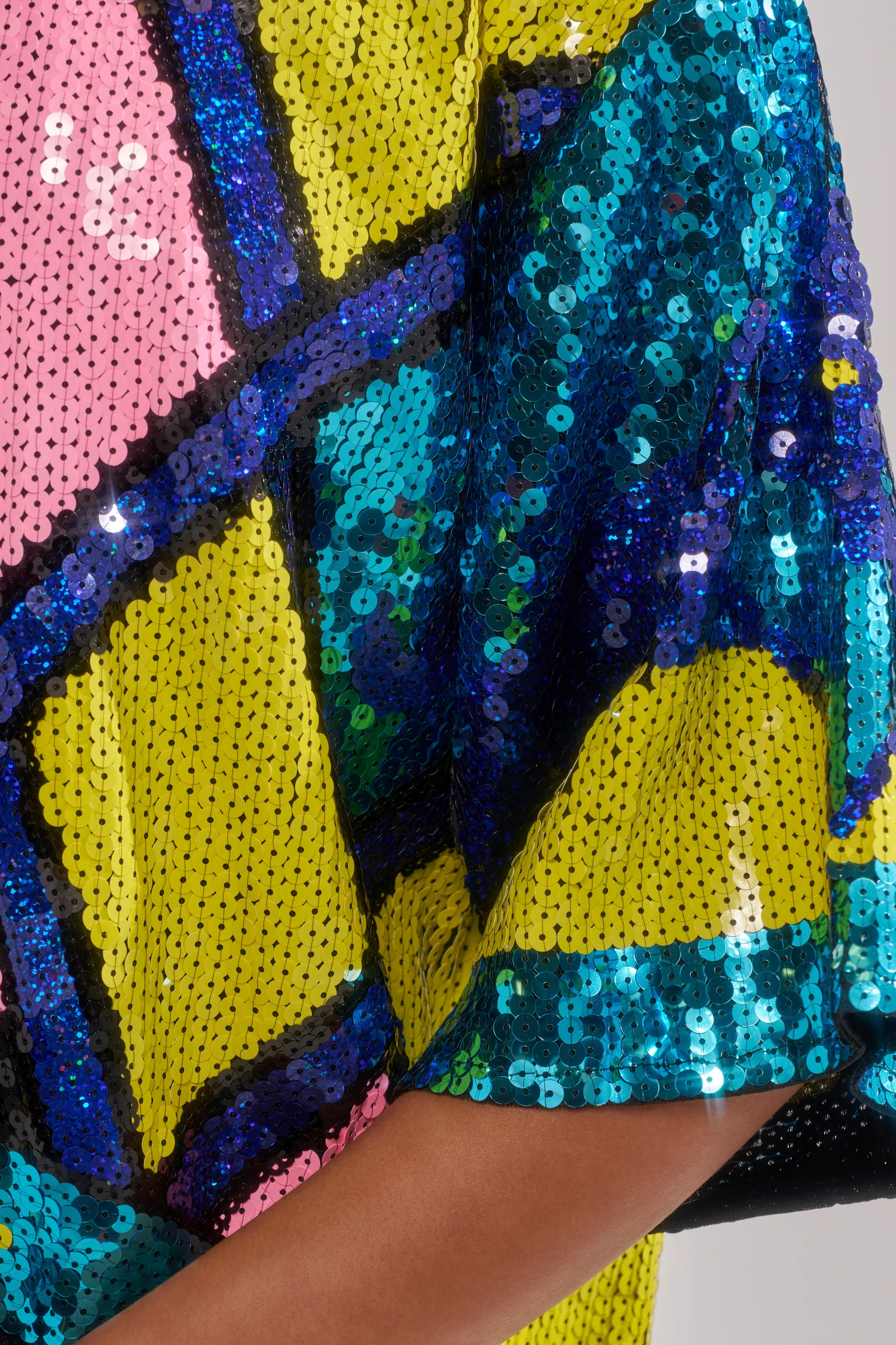 QUEEN OF HEARTS SEQUIN TSHIRT DRESS - Image 8