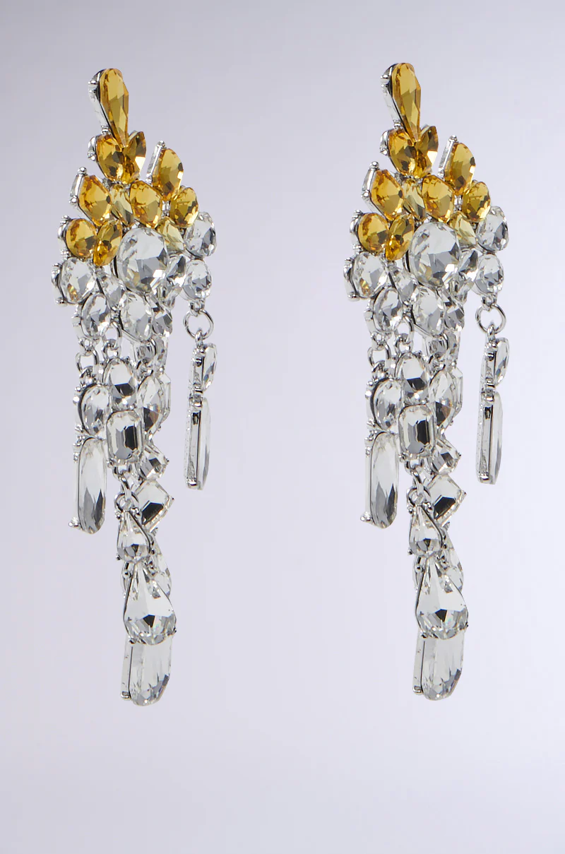 QUEEN SH* EARRING - Image 4