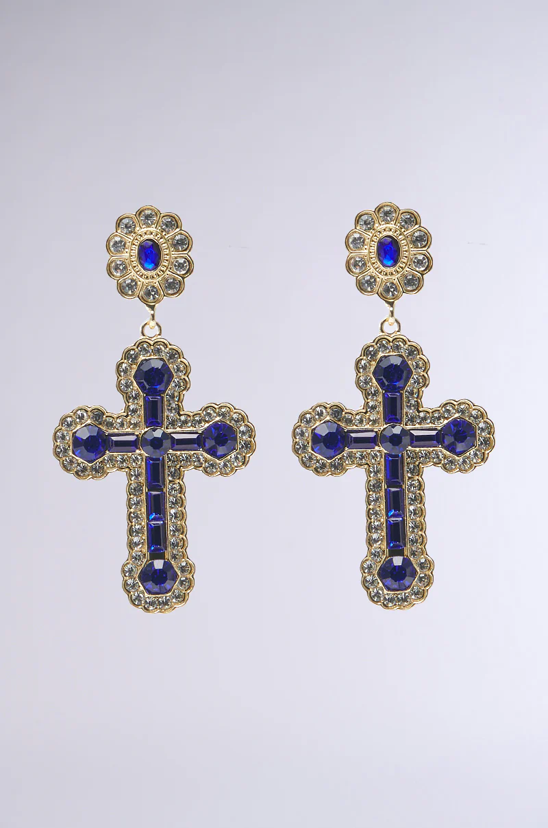 QUEEN SHI CROSS EARRING - Image 3