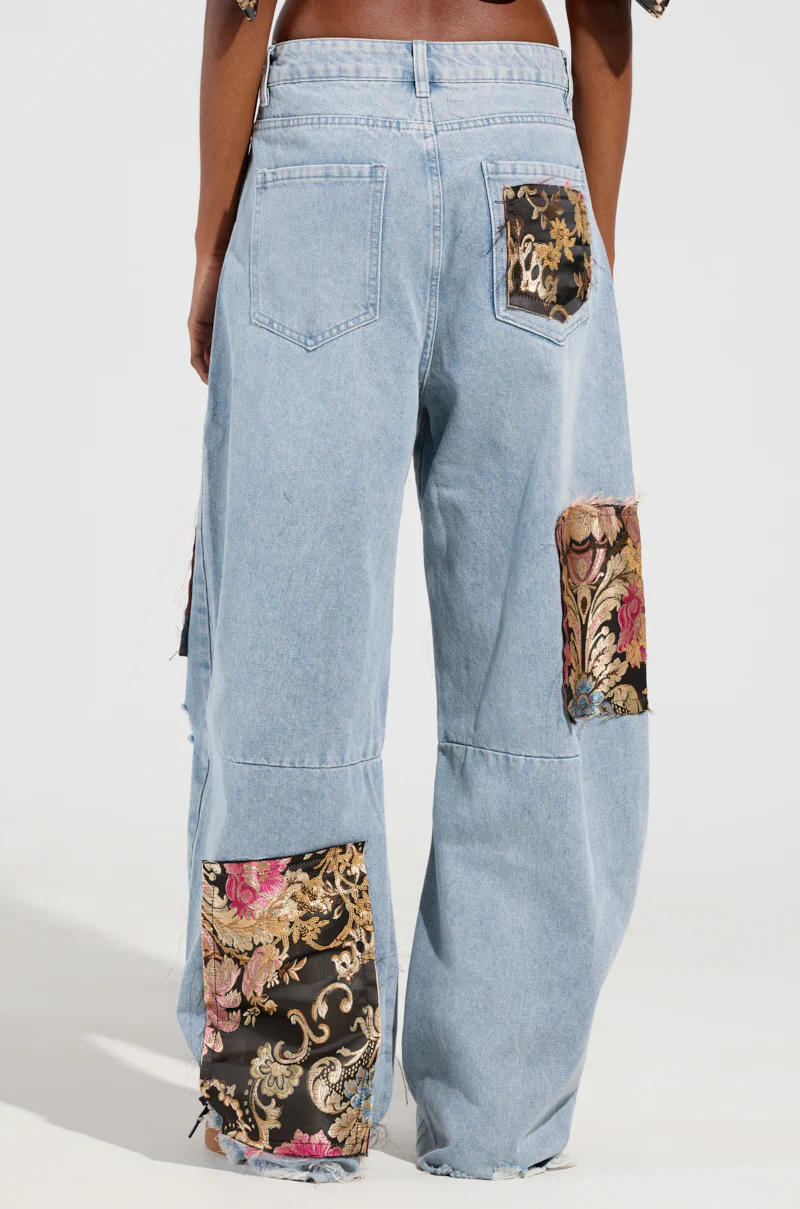 QUEENDOM BROCADE PATCH RELAXED DENIM - Image 4
