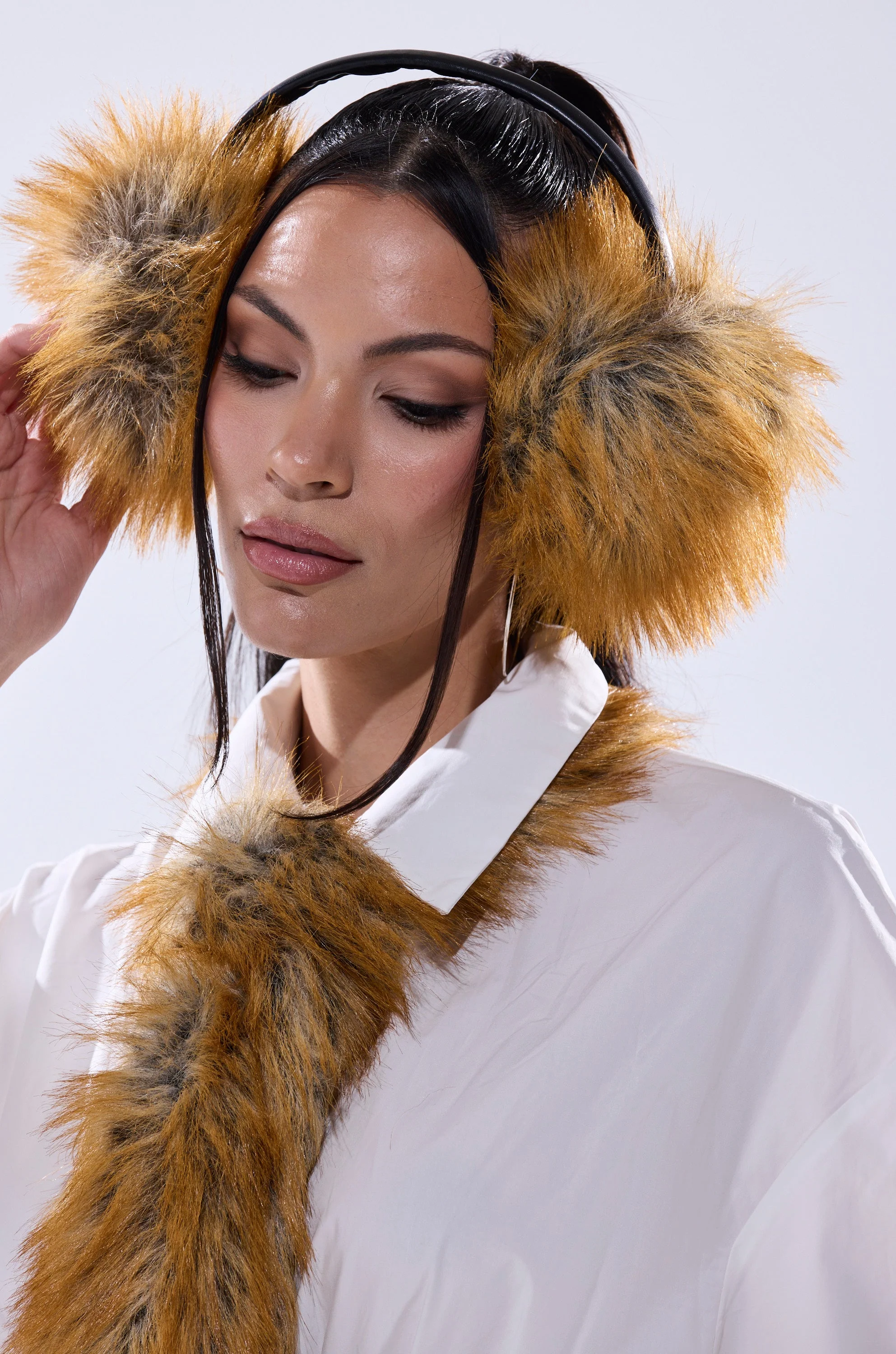 REALLY LIKE THAT FAUX FUR EARMUFFS - Image 6