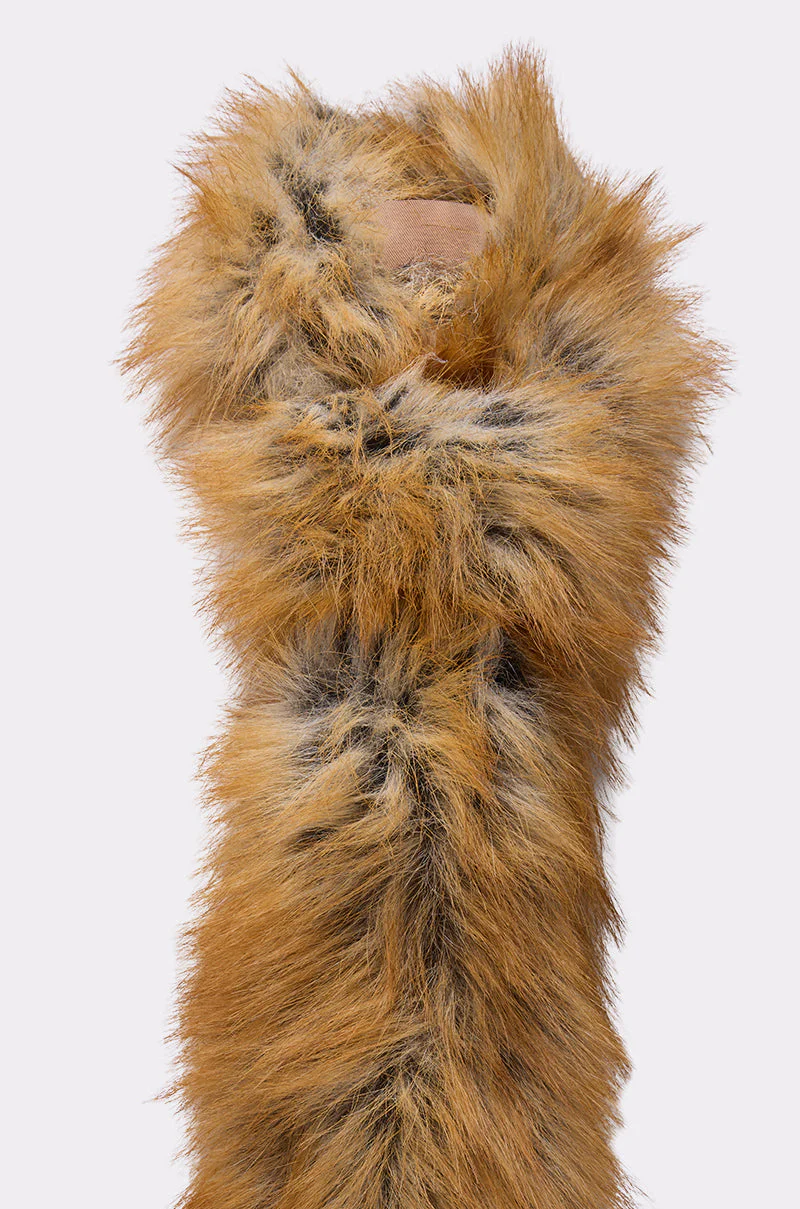 REALLY LIKE THAT FAUX FUR TIE - Image 6