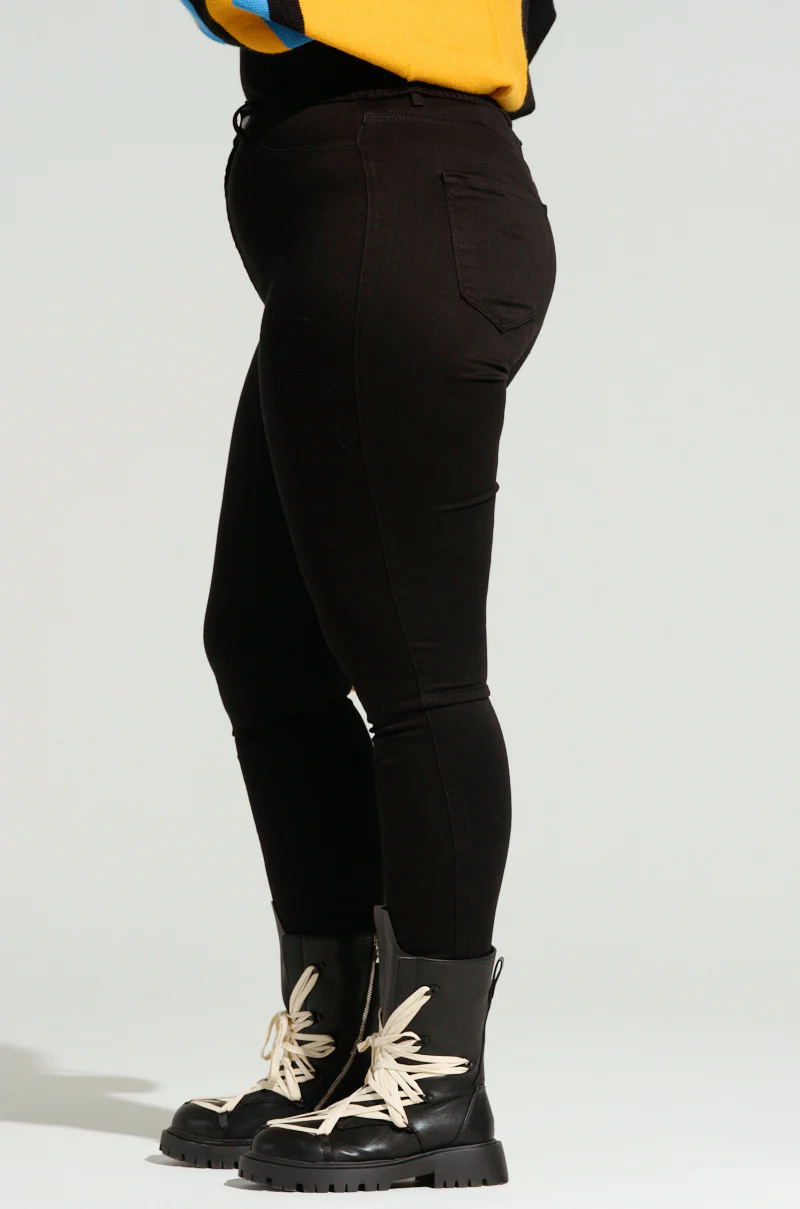 REBECCA ULTRA HIGH RISE SKINNY PLUS - Image 2