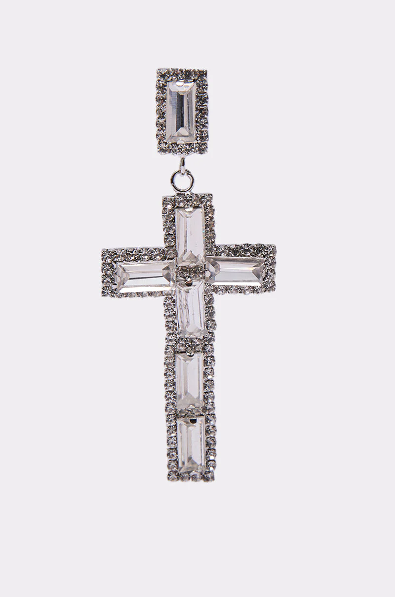 RED CARPET EARRING - Image 4
