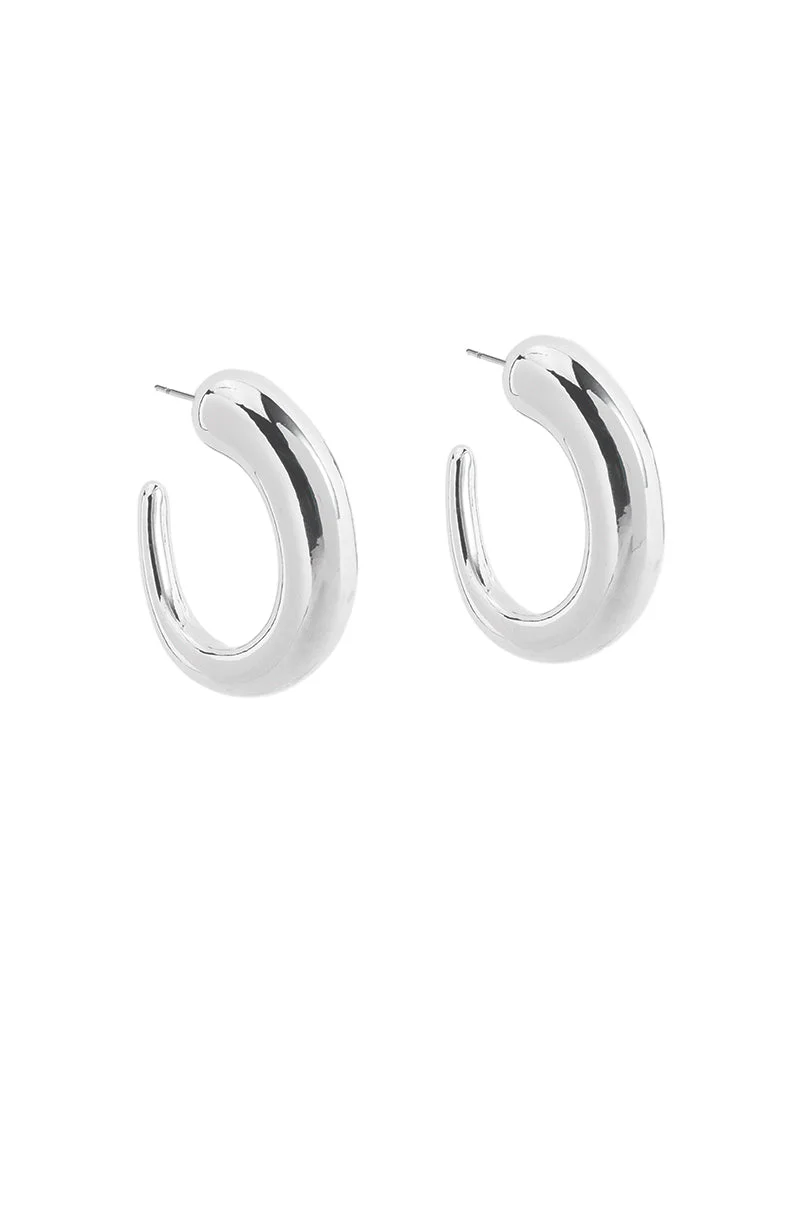 RED CARPET READY SILVER EARRING - Image 3