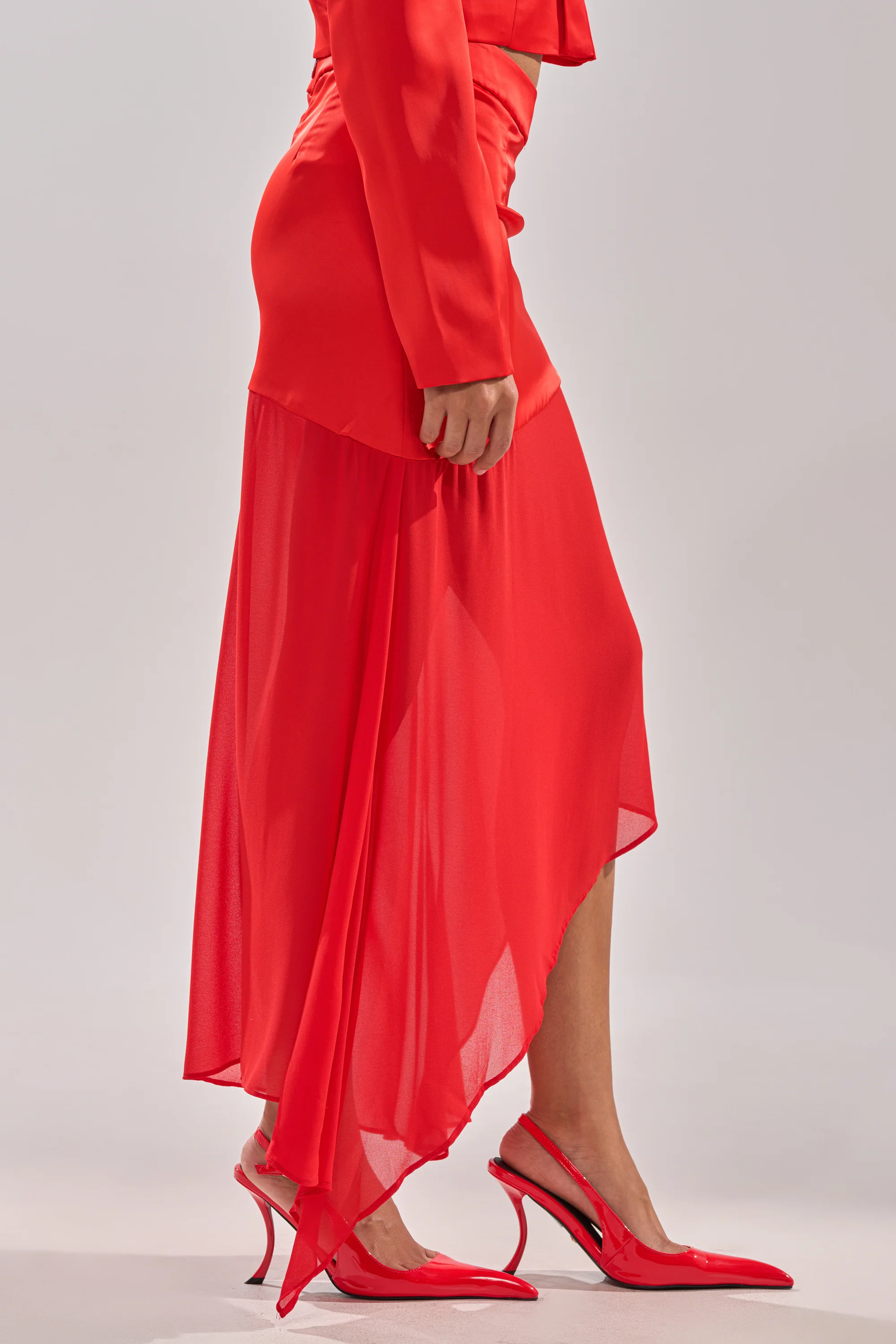 RED HOT ASYMMETRICAL MIDI SKIRT - Image 4