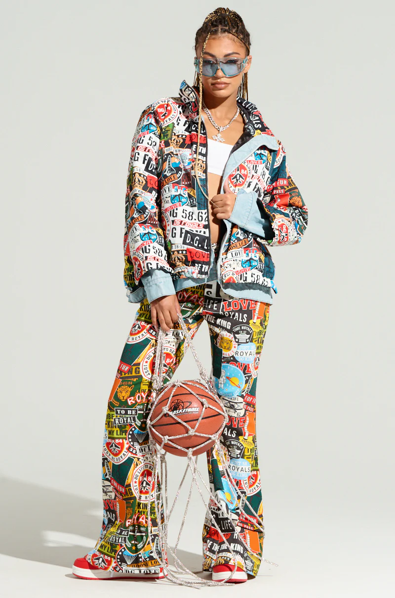 RED LIGHT LOW RISE FLARE DENIM - Image 6