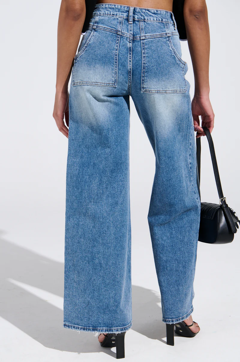 REVERSE REVERSE MEDIUM WASH JEANS - Image 5