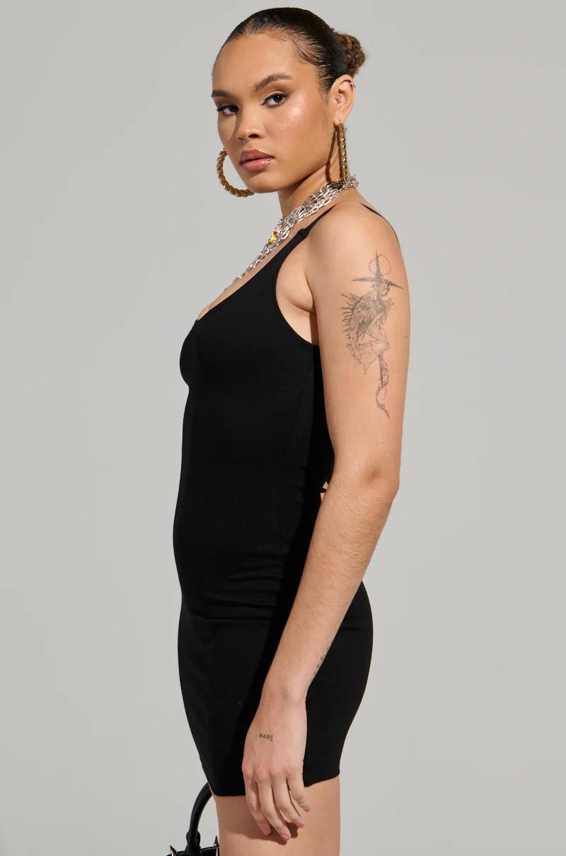 REYLA MINI BODYCON DRESS IN BLACK - Image 3
