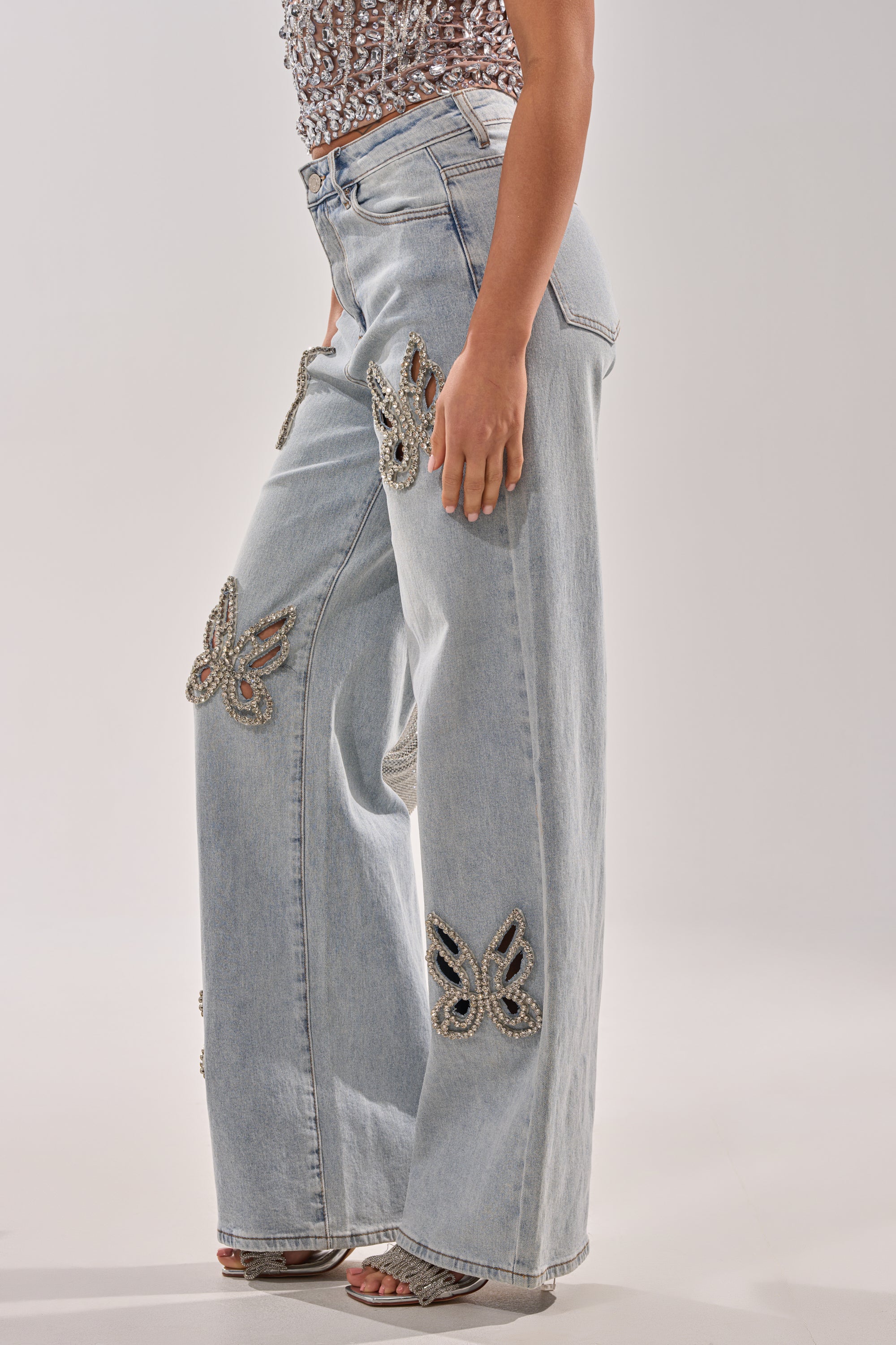 RHINESTONE BUTTERFLY CUTOUT DENIM JEANS - Image 3
