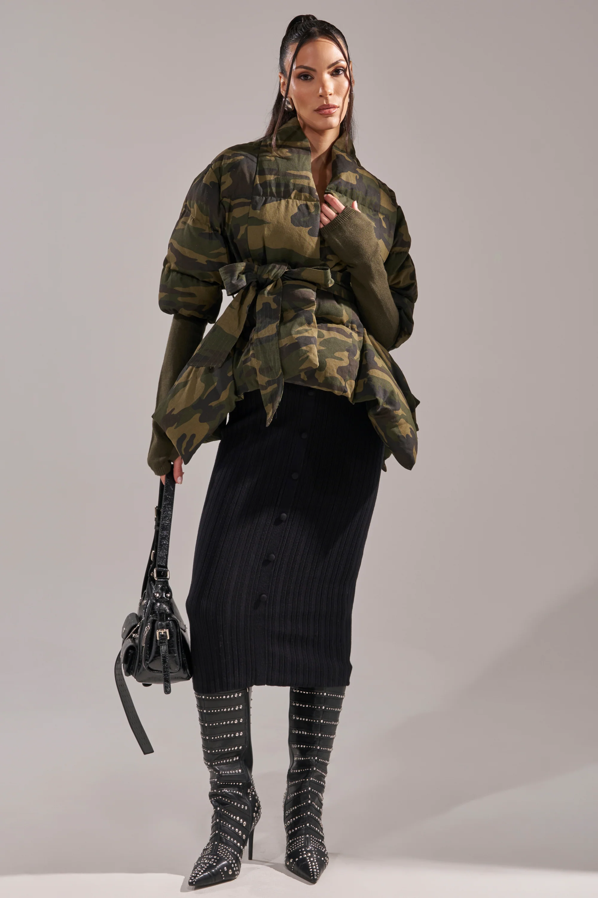 RIB SLEEVE PEPLUM PUFFER IN CAMO - Image 10