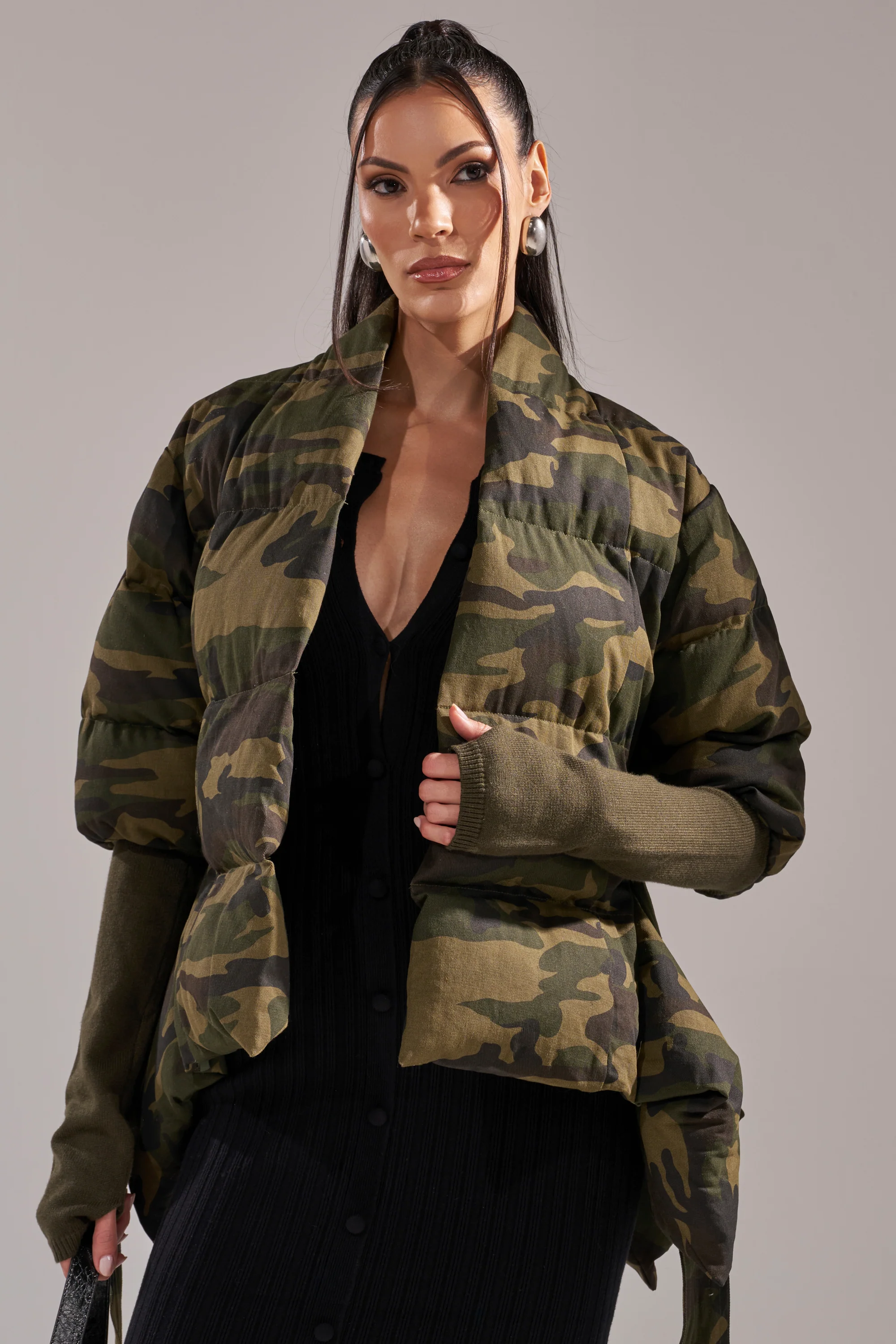 RIB SLEEVE PEPLUM PUFFER IN CAMO - Image 5