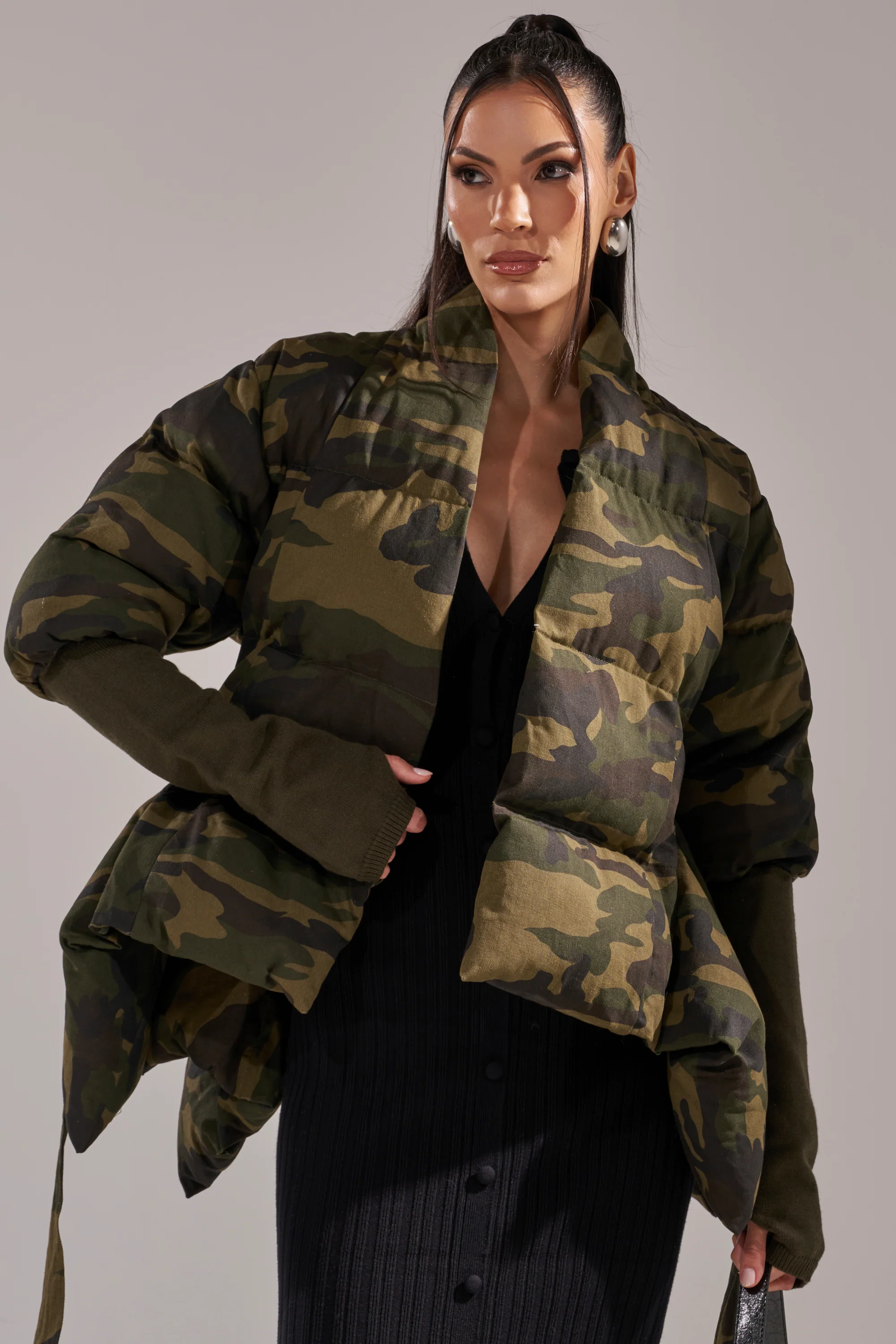 RIB SLEEVE PEPLUM PUFFER IN CAMO - Image 6