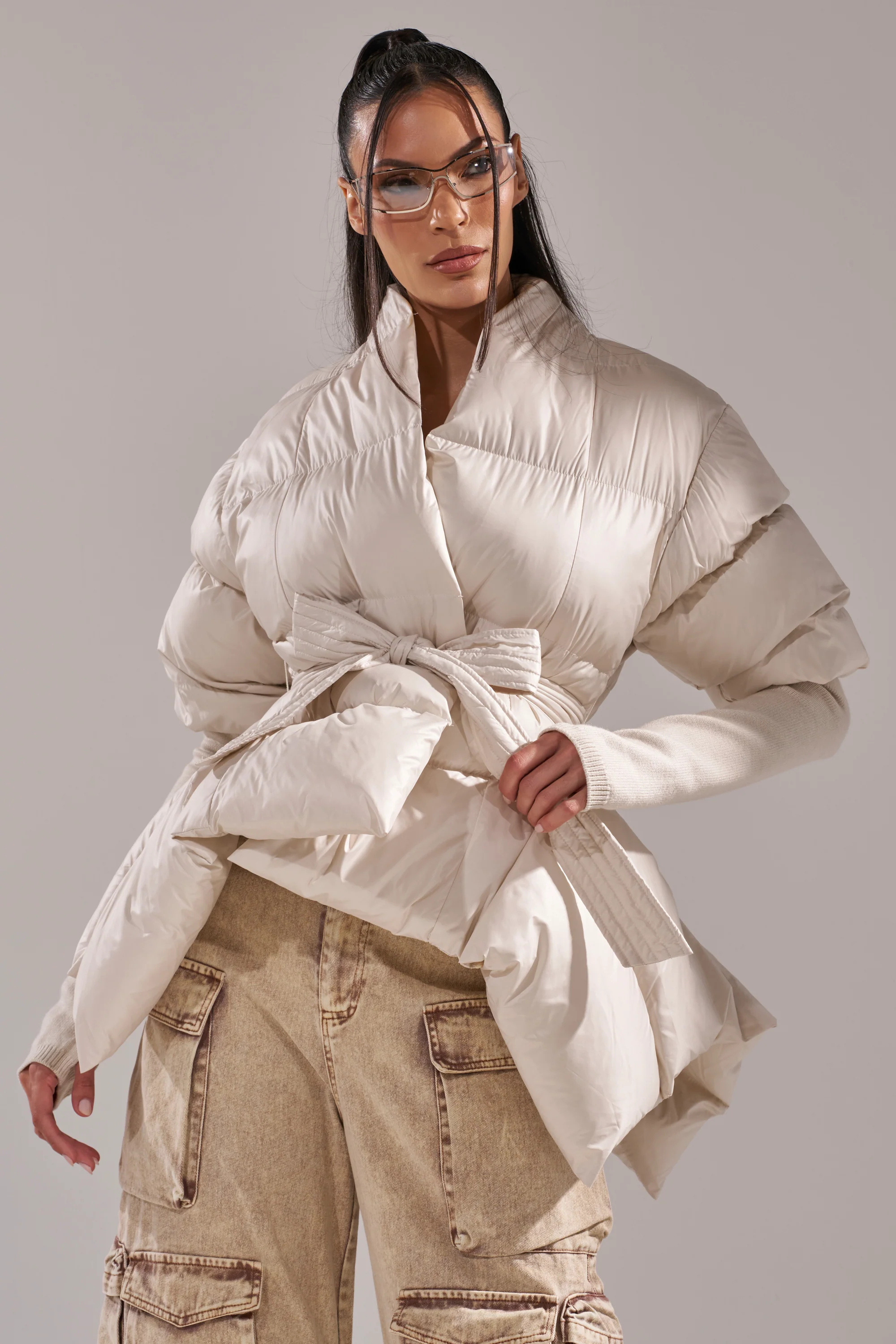 RIB SLEEVE PEPLUM PUFFER IN IVORY - Image 4