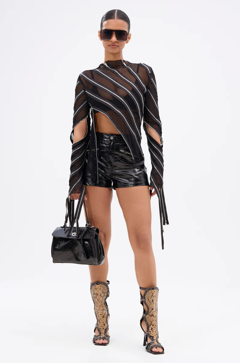 RICH GIRL ENERGY FAUX LEATHER SHORT - Image 6