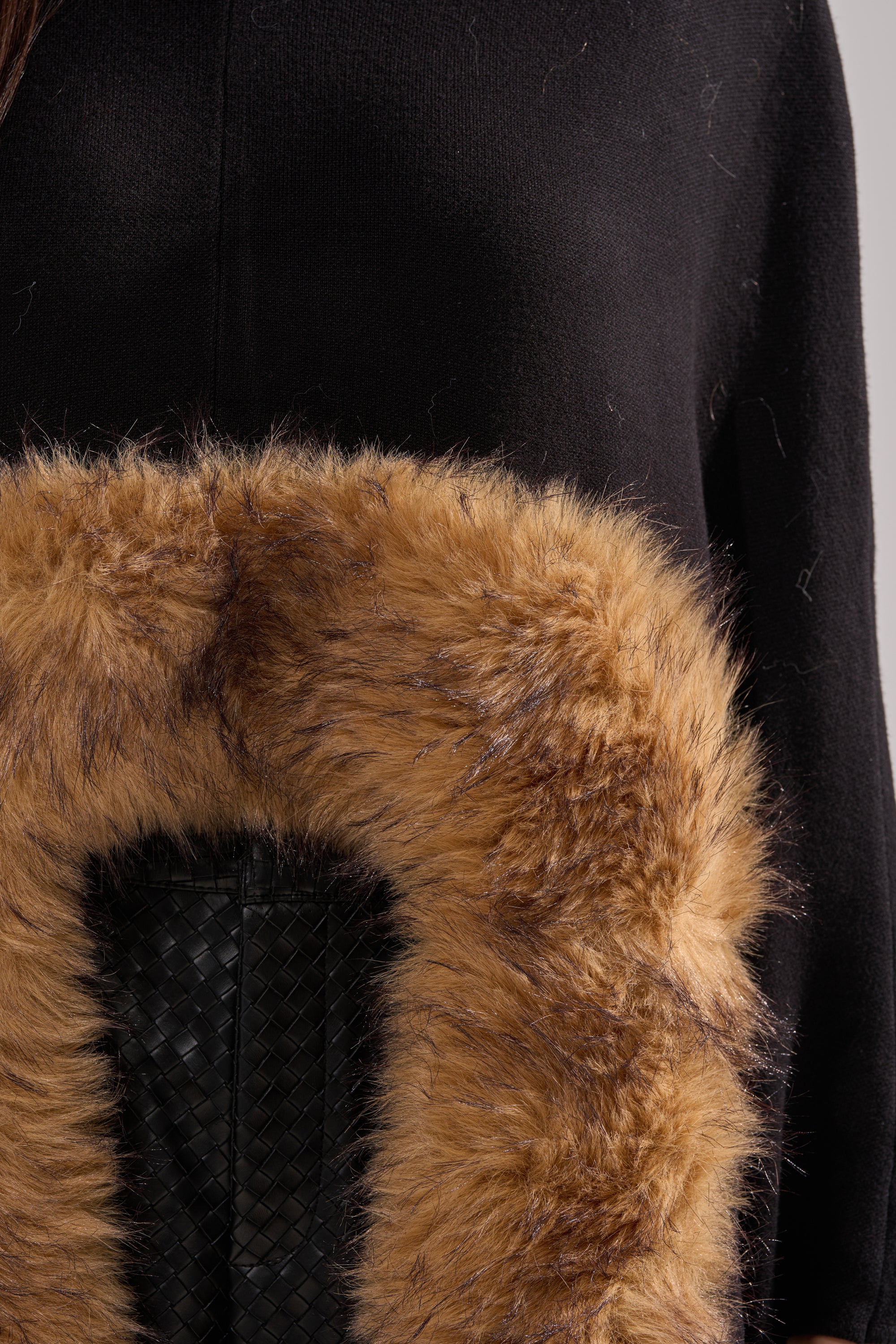 RICH SWEATER WITH FUR TRIM - Image 8