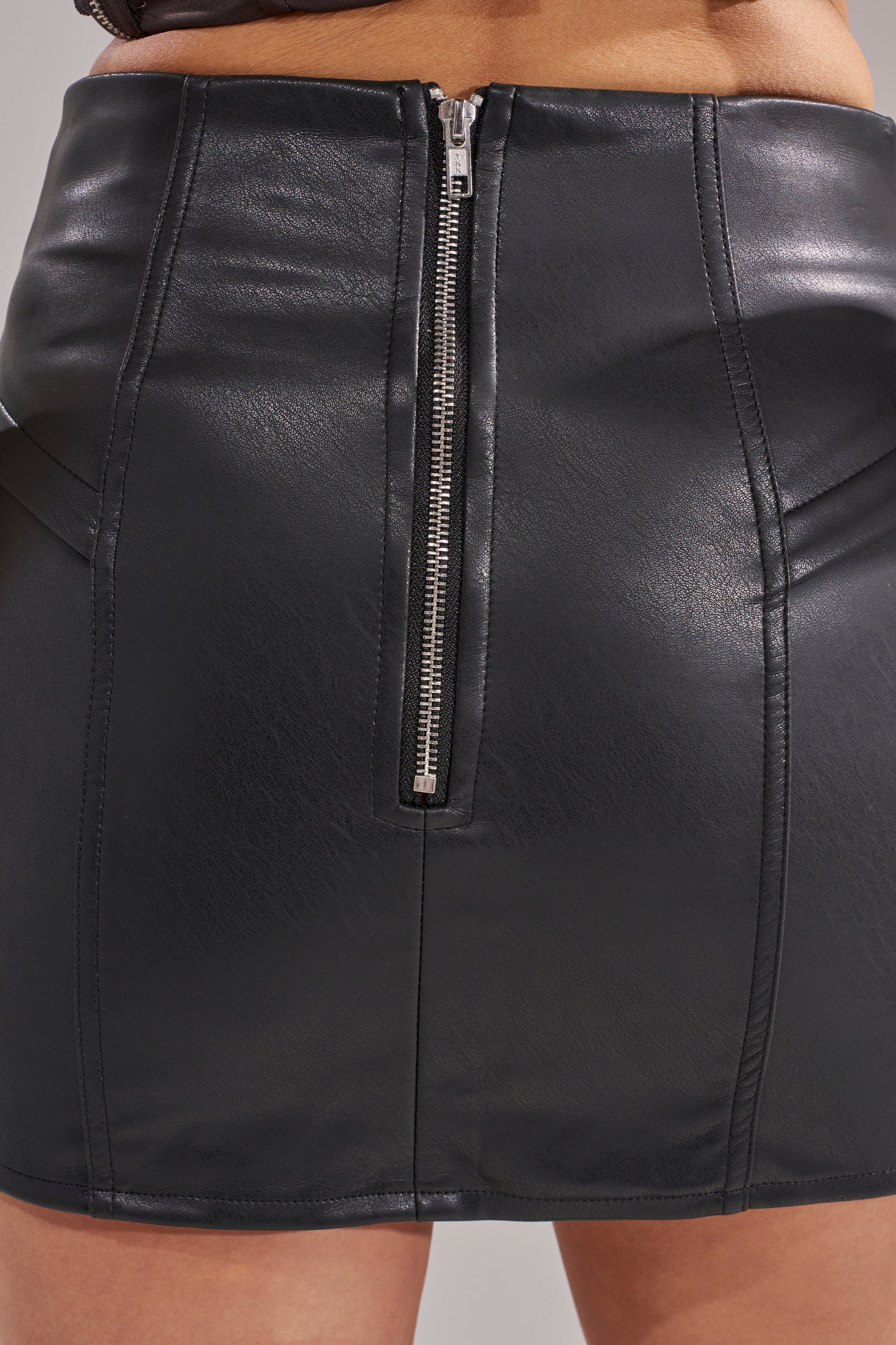 RIDE THAT WAVE FAUX LEATHER SKIRT - Image 11