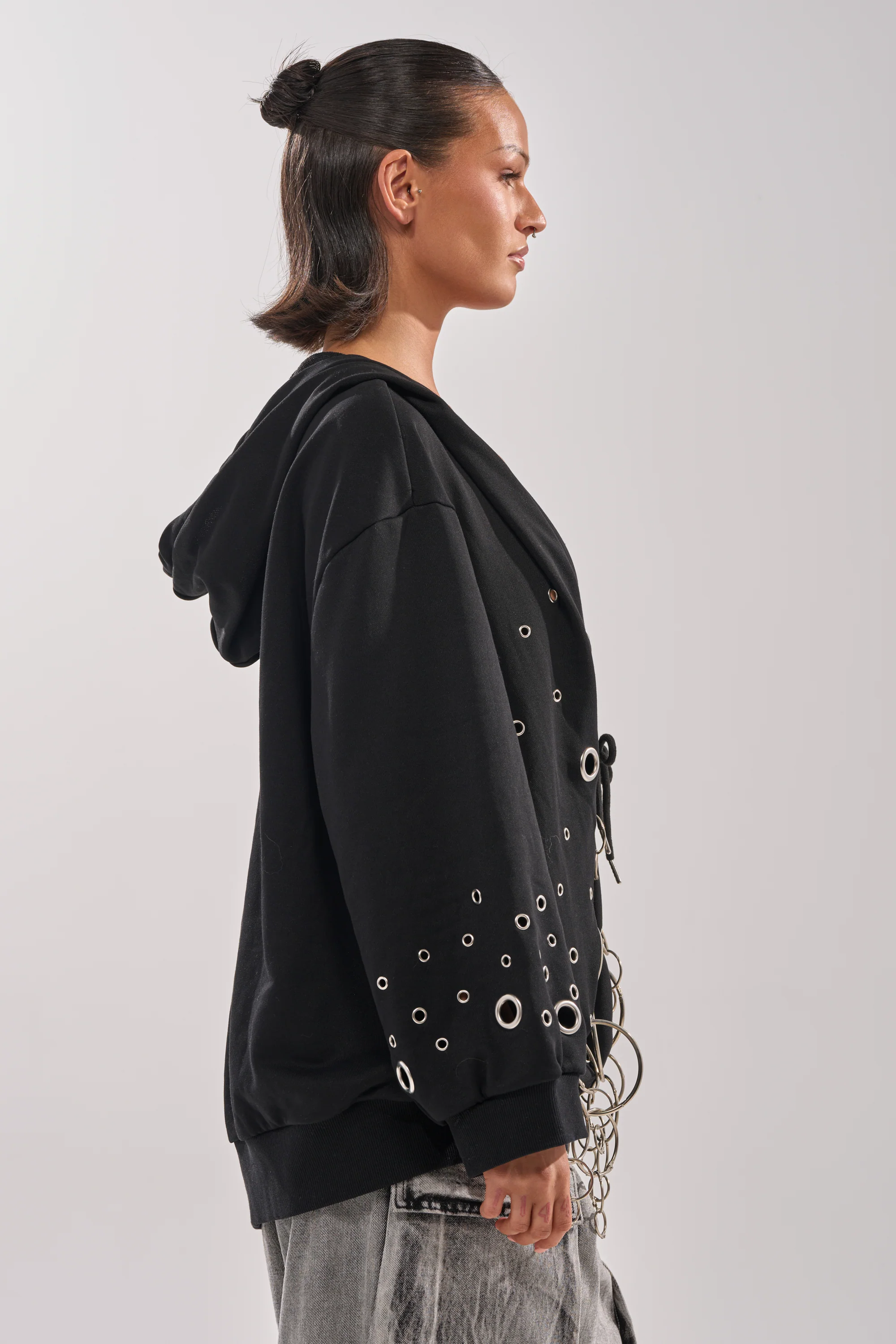 RING AROUND ME OVERSIZED HOODED SWEATSHIRT - Image 4