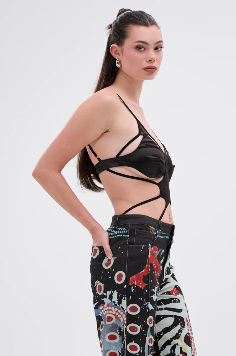 RISKY MOVES CUTOUT SLEEVELESS BODYSUIT - Image 3