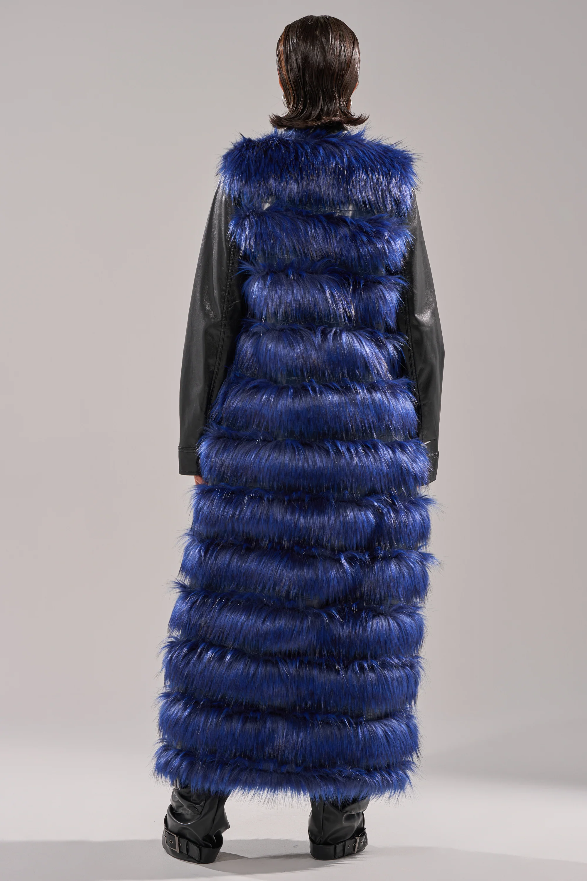 RIZZA PANELED FUR VEST - Image 6