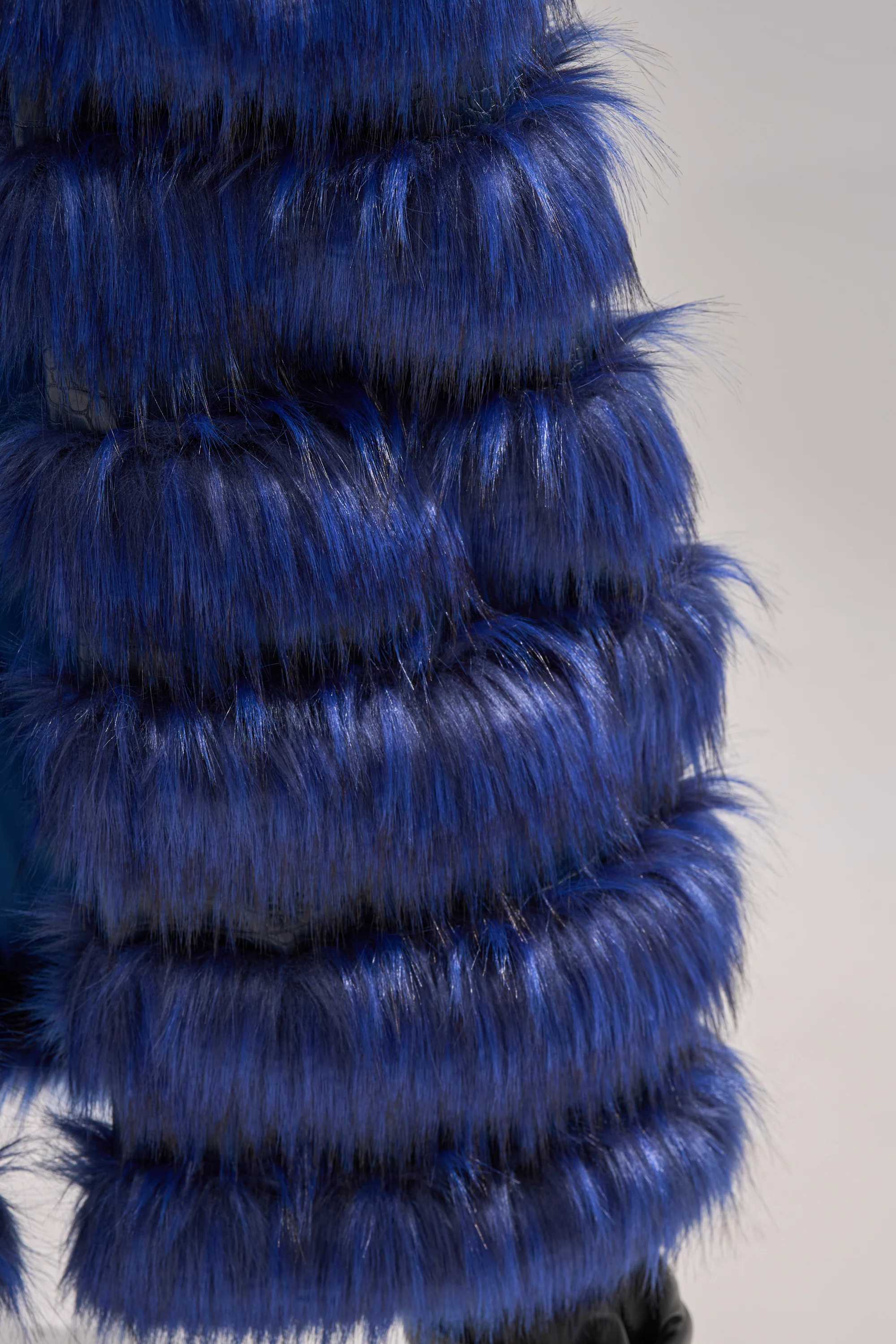 RIZZA PANELED FUR VEST - Image 7