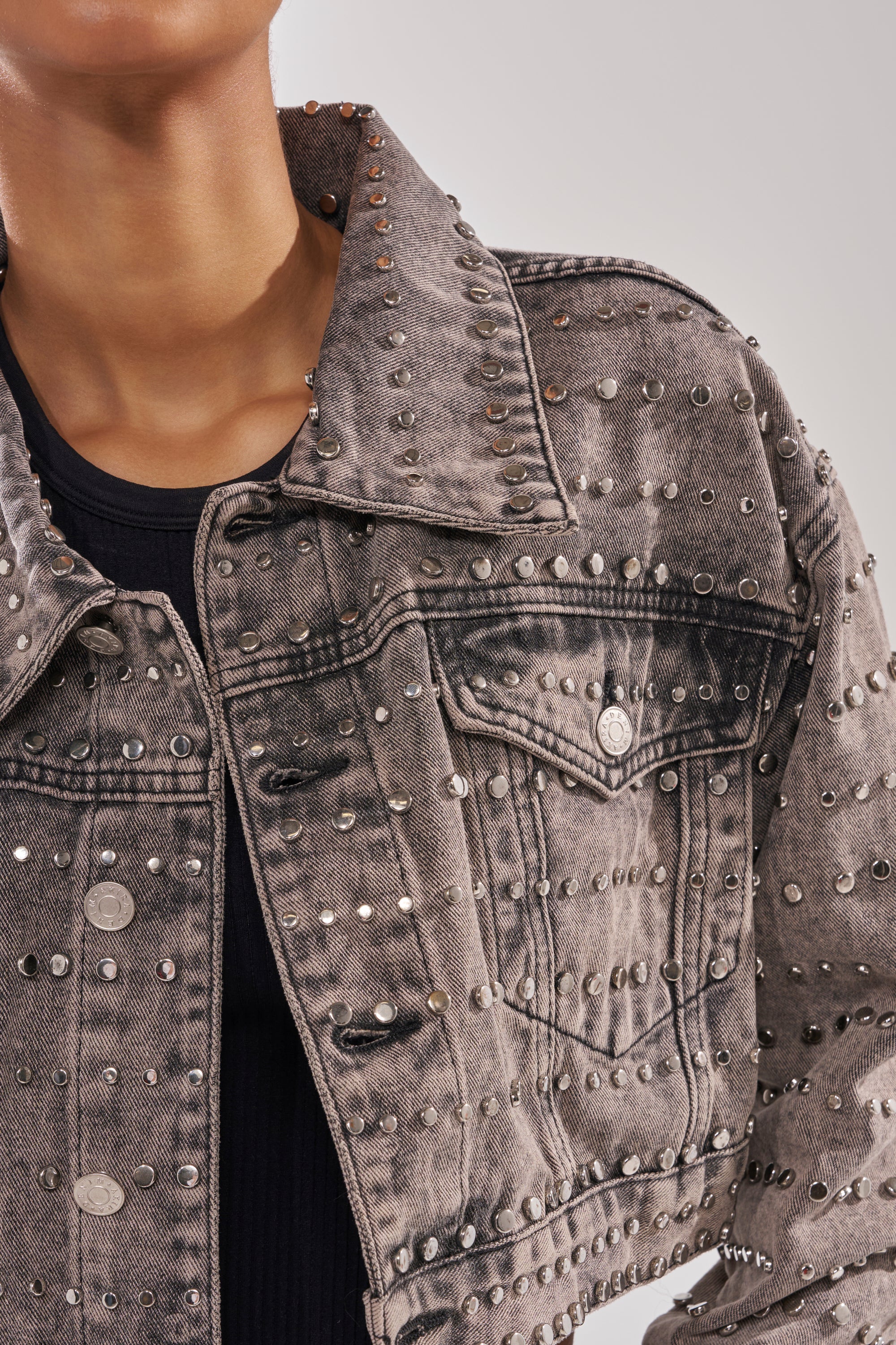 RIZZO STUDDED DENIM JACKET - Image 8