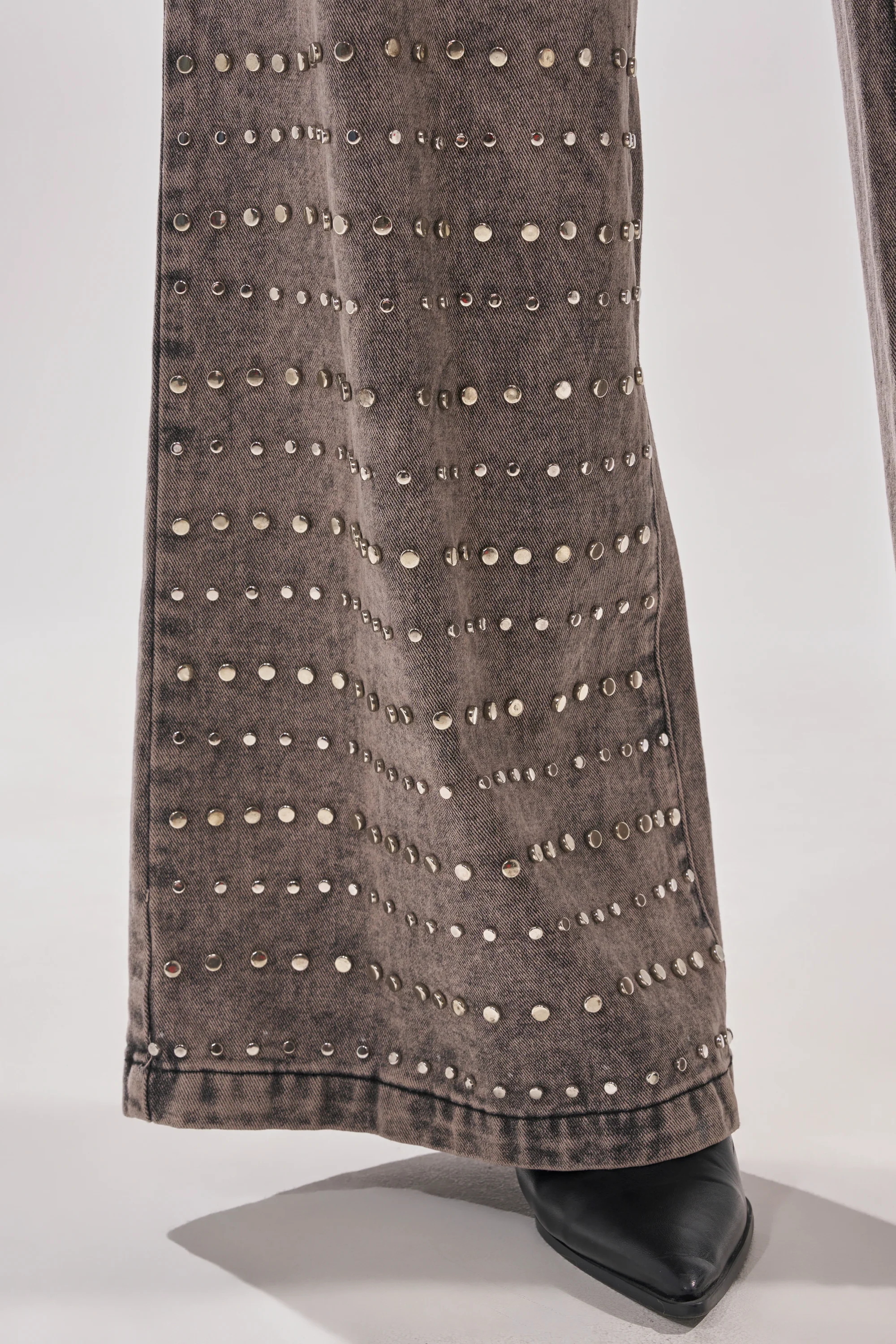 RIZZO STUDDED WIDE LEG DENIM - Image 9