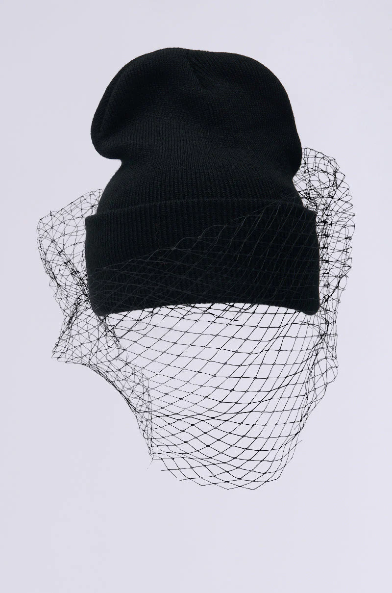 ROCKY MESH VEIL BEANIE - Image 4