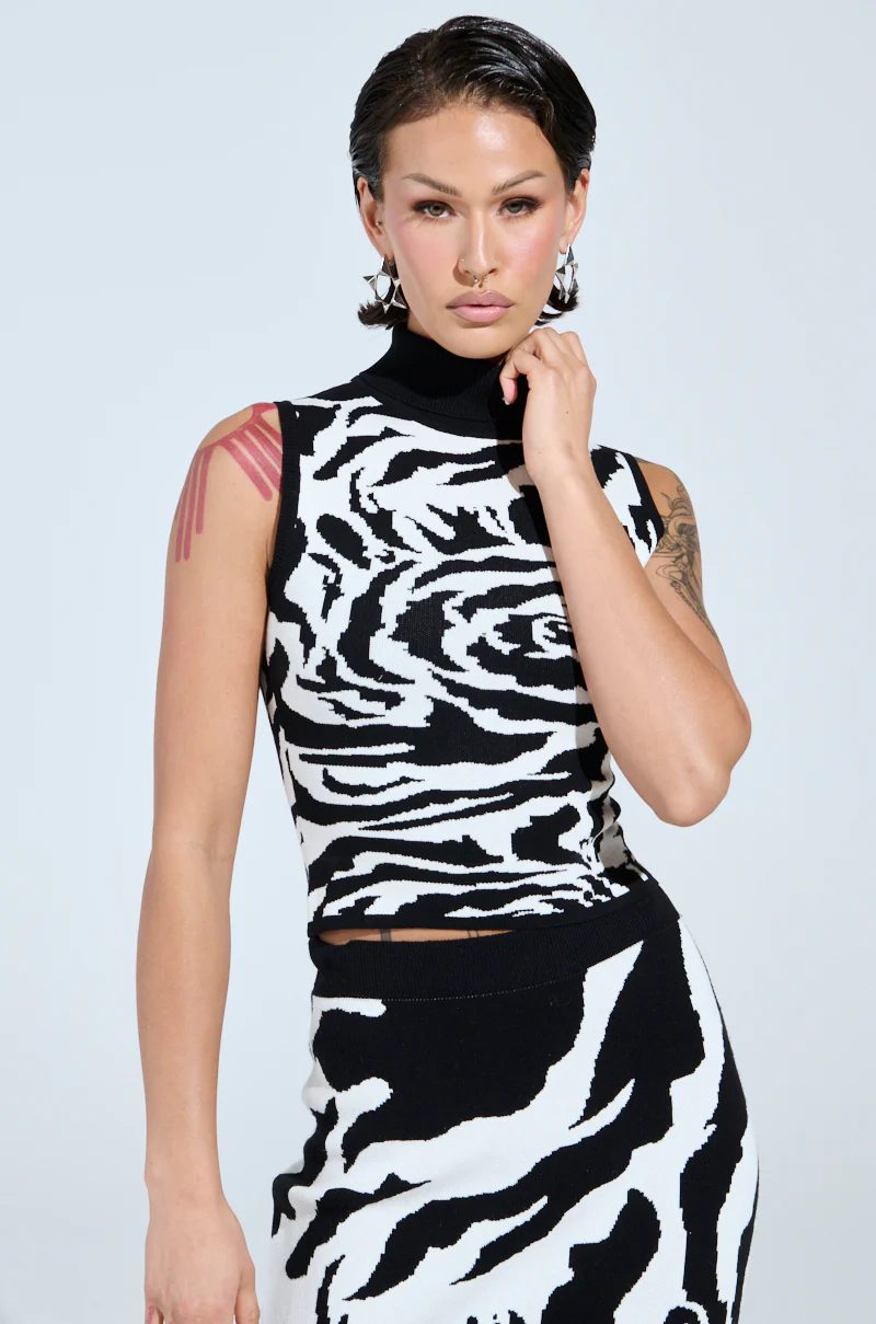 ROSEY MOCK NECK KNIT TOP - Image 2