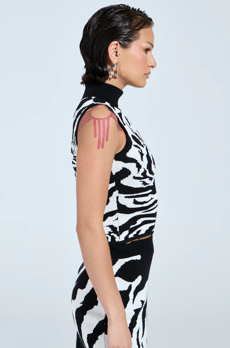 ROSEY MOCK NECK KNIT TOP - Image 3