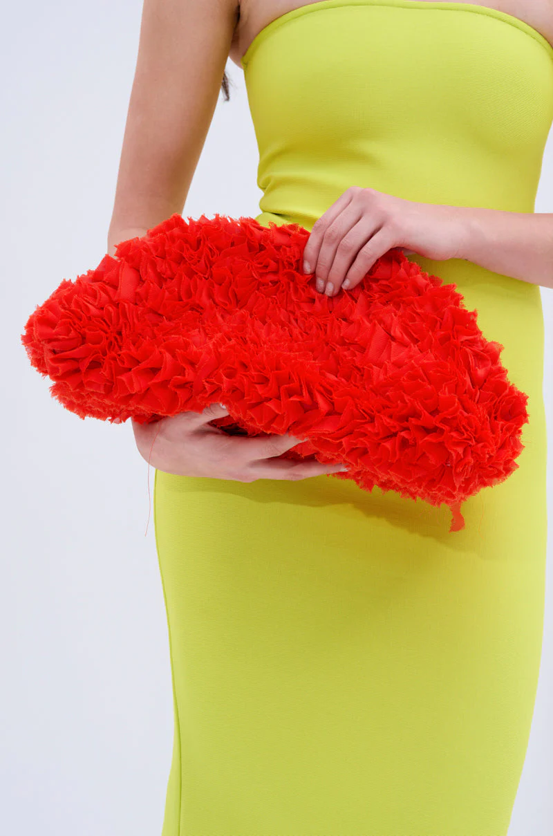 RUFFLED UP CLUTCH - Image 3