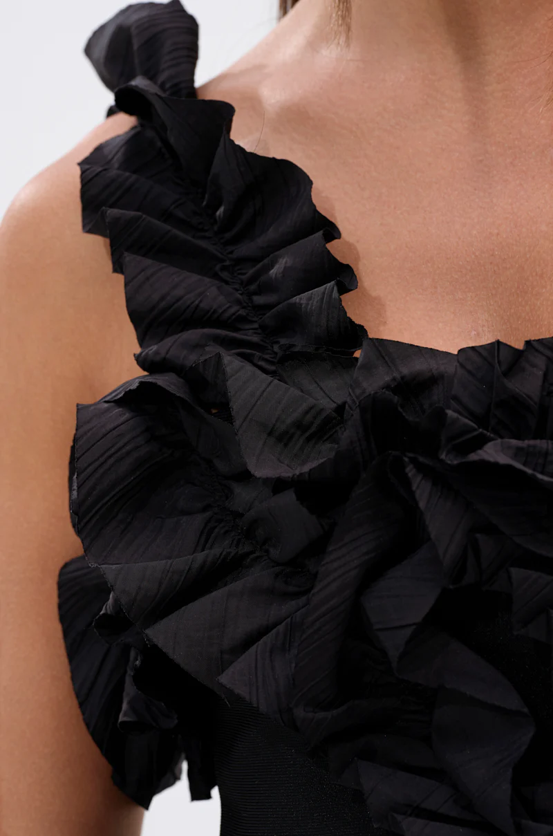 RUFFLES EVERYWHERE BANDAGE BLOUSE - Image 10