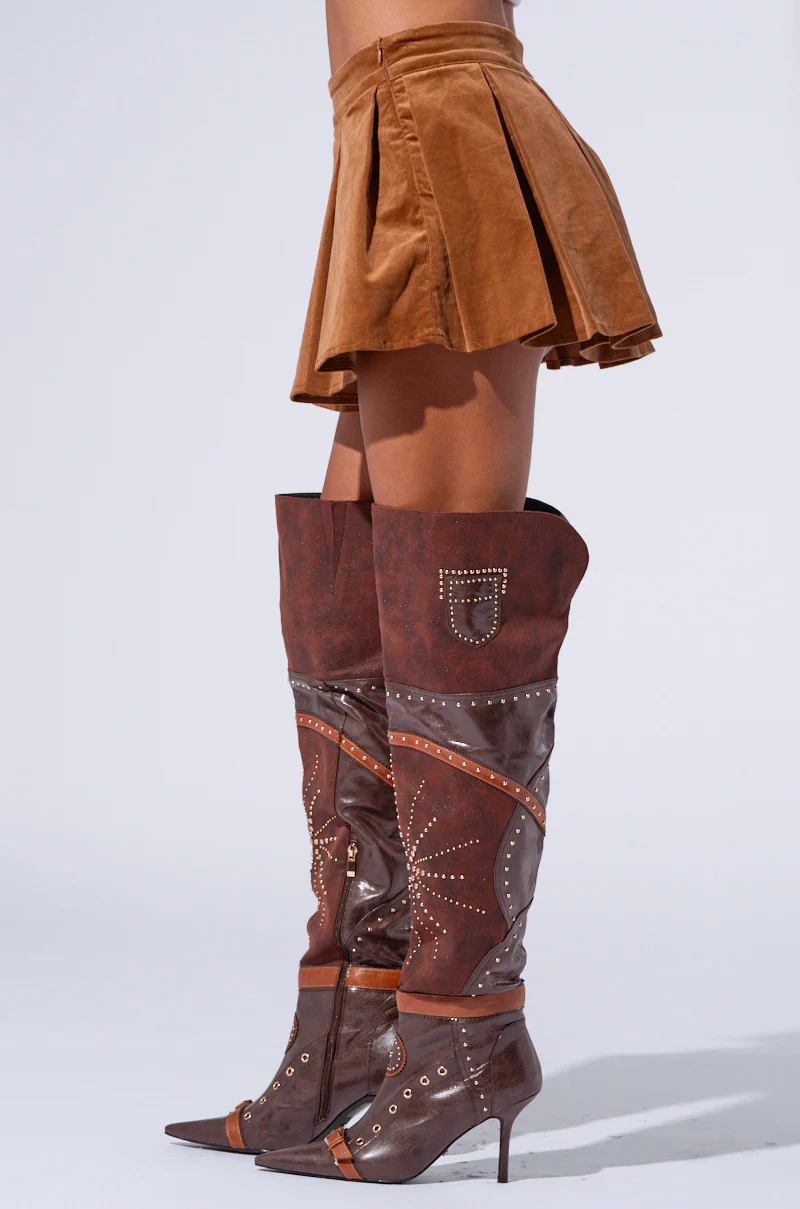 RUN AFTER YOU CORDUROY MINI SKIRT IN BROWN - Image 3