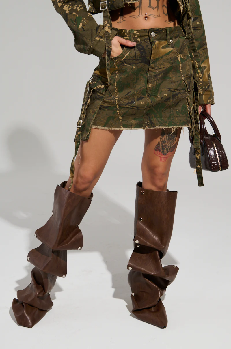 RUNNING FREE MINI SKIRT - Image 3