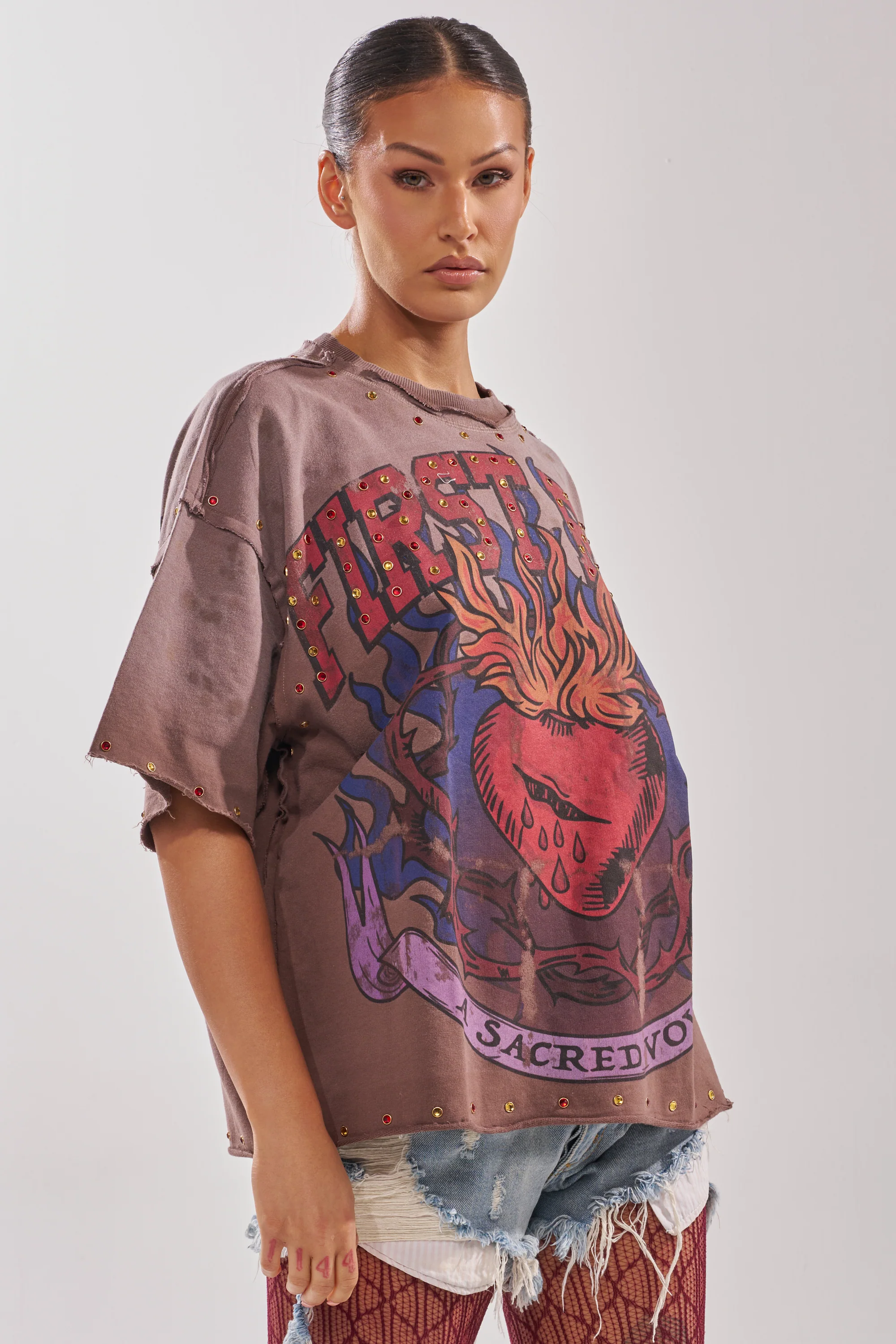 FIRST ROW SACRED HEARTH RHINESTONE DISTRESSED TEE - Image 4