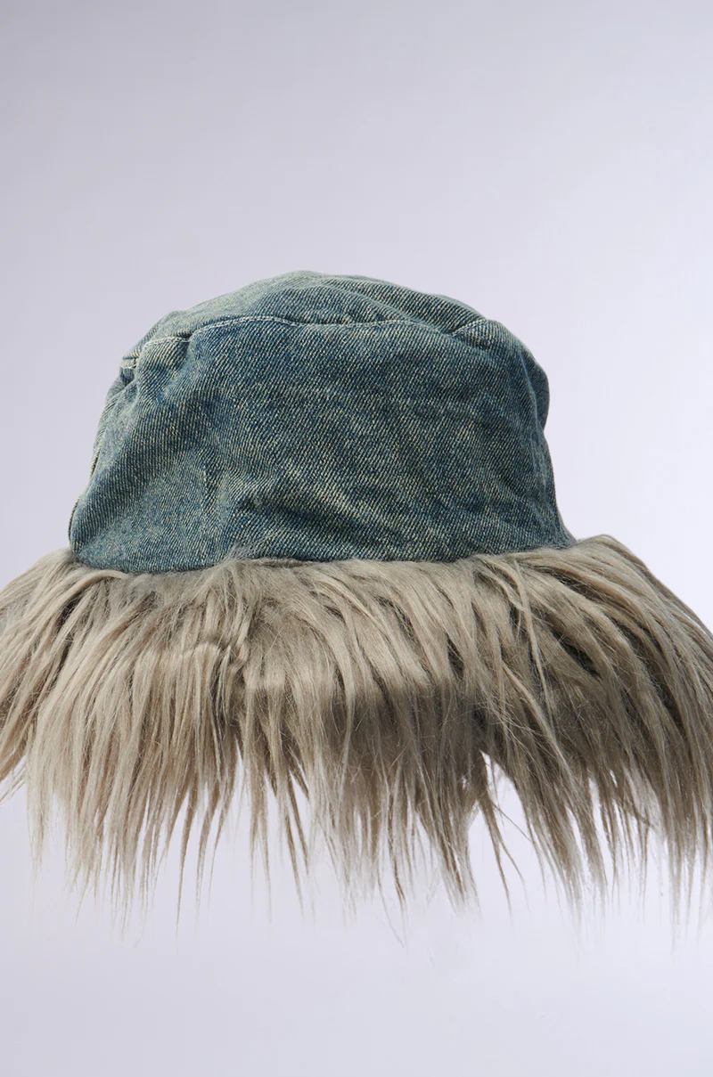 SADE FUR TRIM DENIM BUCKET HAT - Image 4
