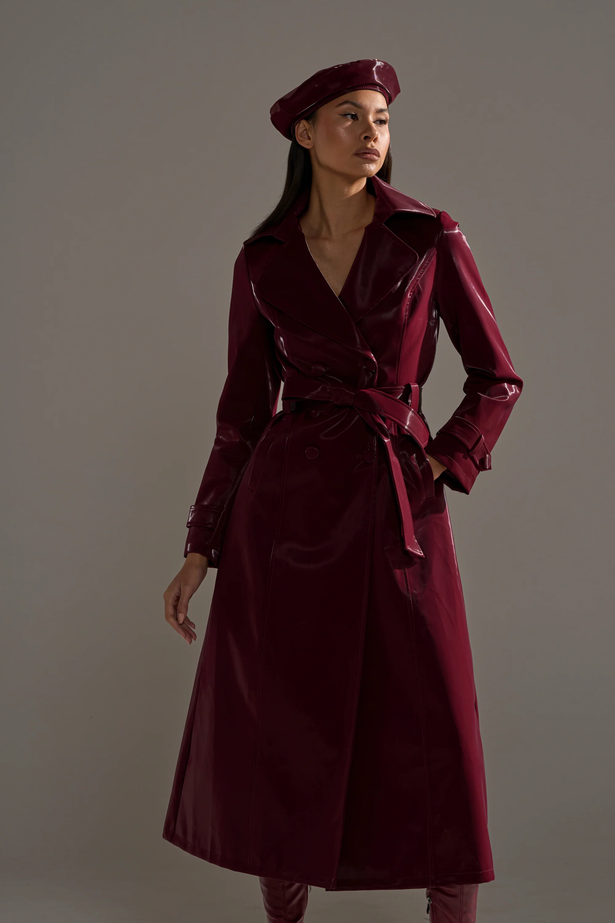 SANDO LIQUID VELVET TRENCH IN BURGUNDY - Image 11