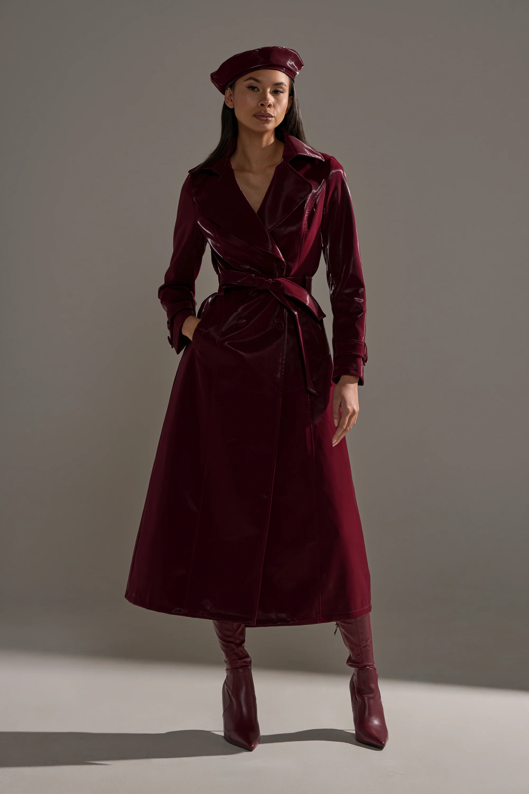 SANDO LIQUID VELVET TRENCH IN BURGUNDY - Image 18